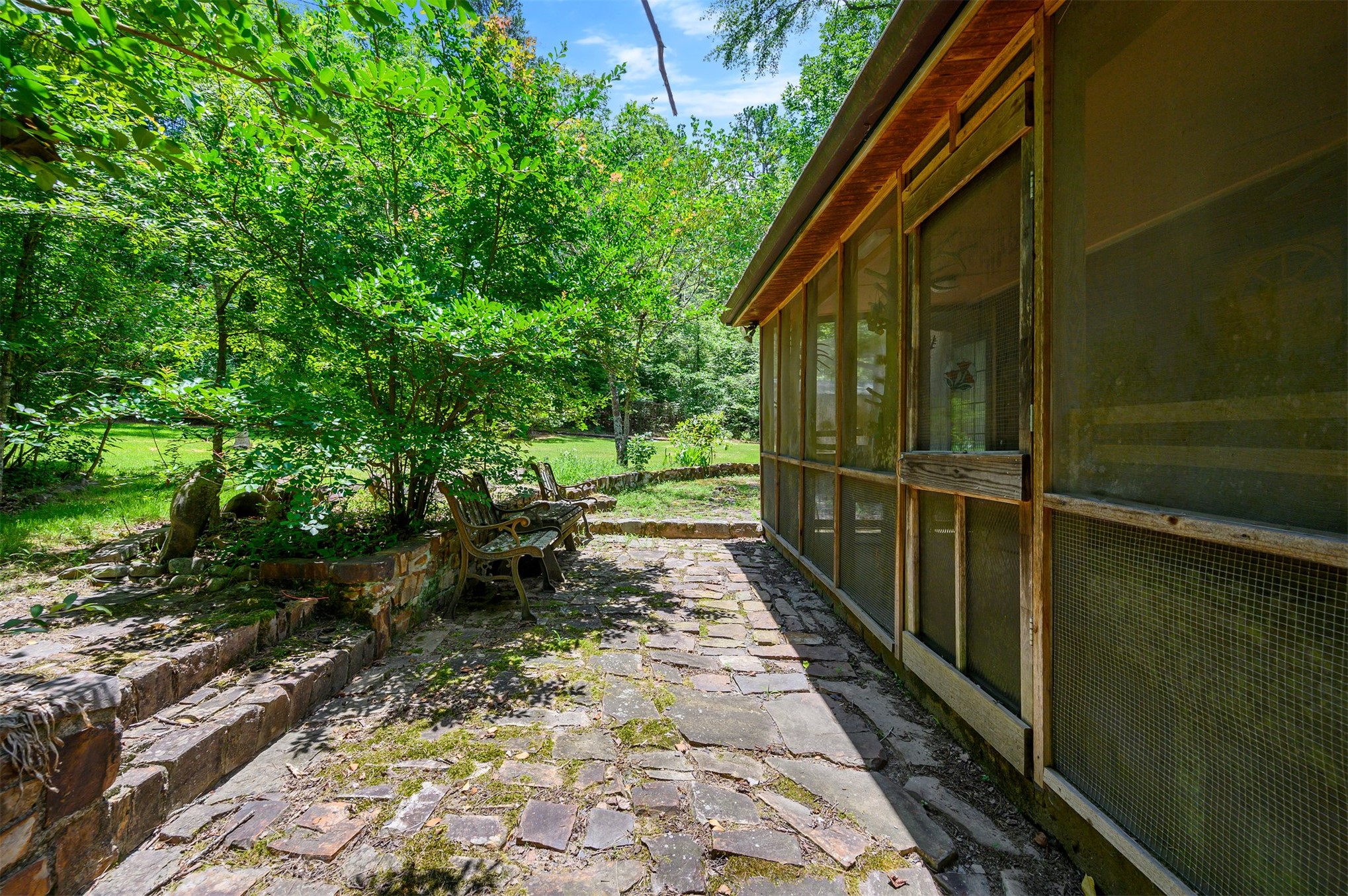 24 Sunfish Creek Trail Smithville OK 74957