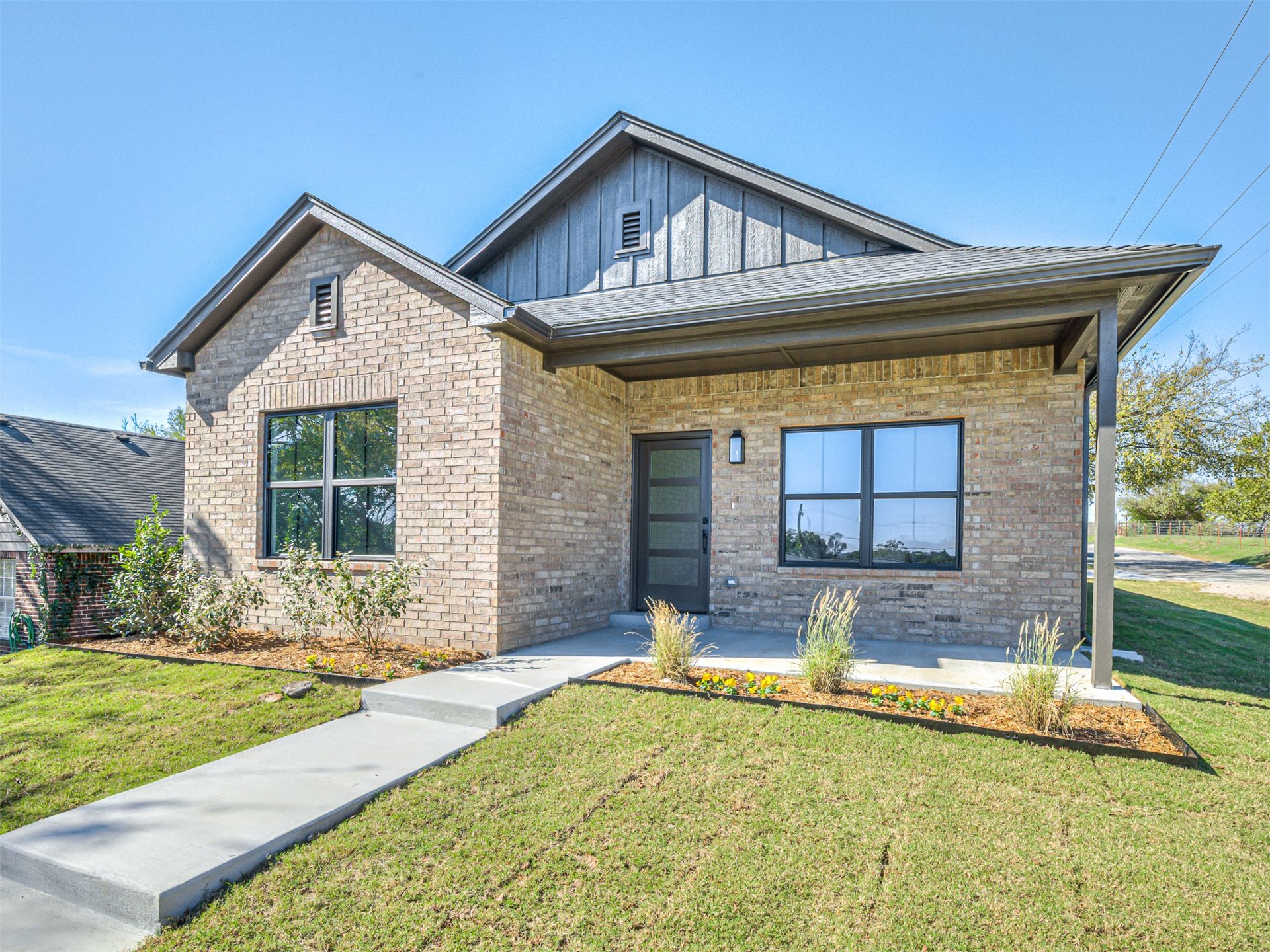 930 N Hodge Street Sapulpa OK 74066
