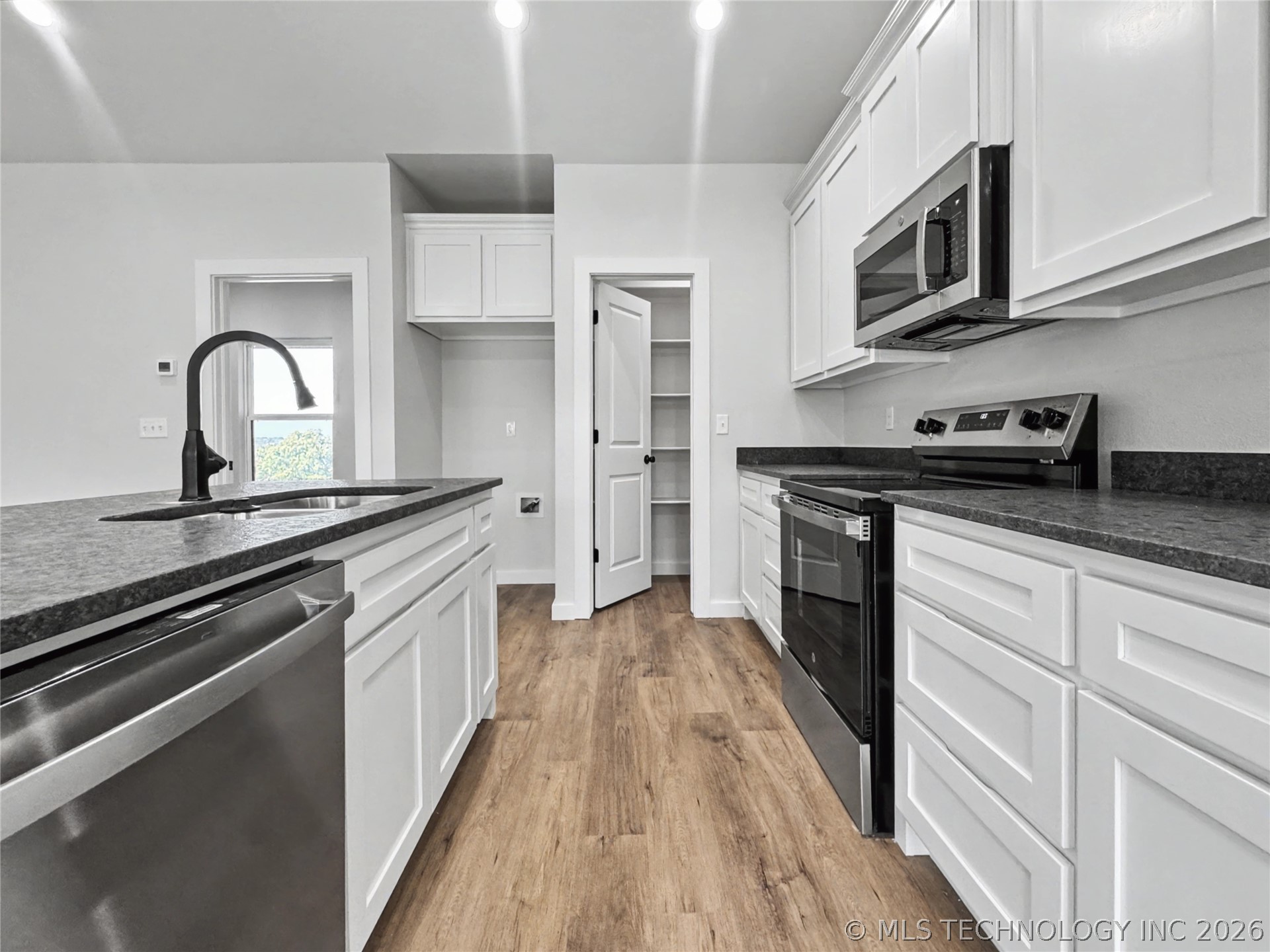 890 E Harlan Drive Tahlequah OK 74464