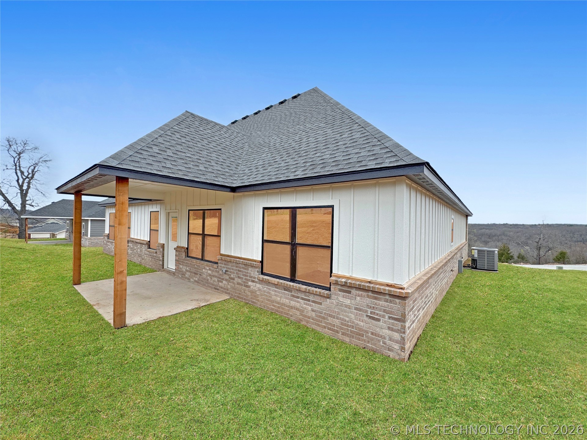 890 E Harlan Drive Tahlequah OK 74464