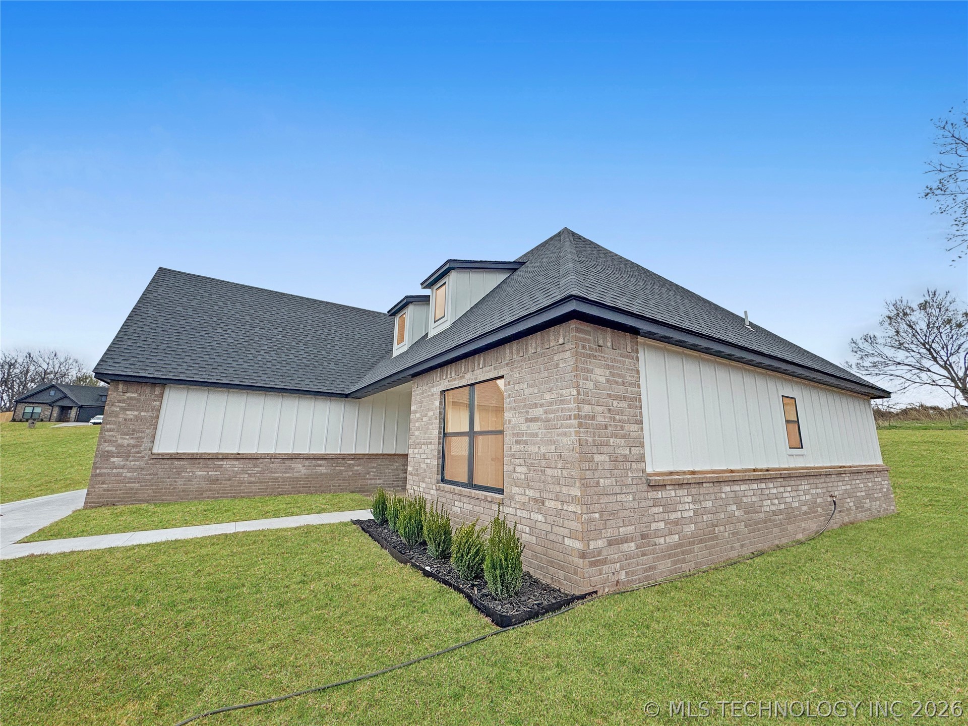 890 E Harlan Drive Tahlequah OK 74464