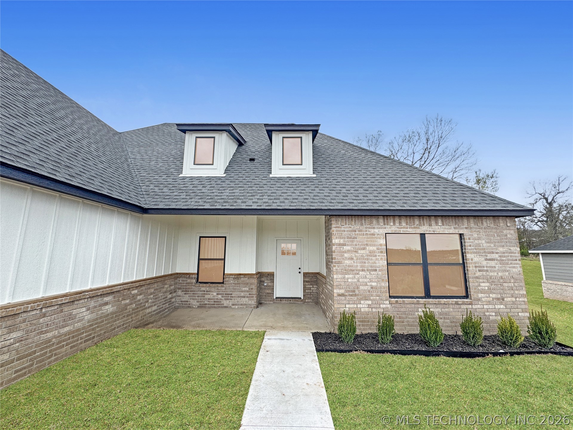 890 E Harlan Drive Tahlequah OK 74464