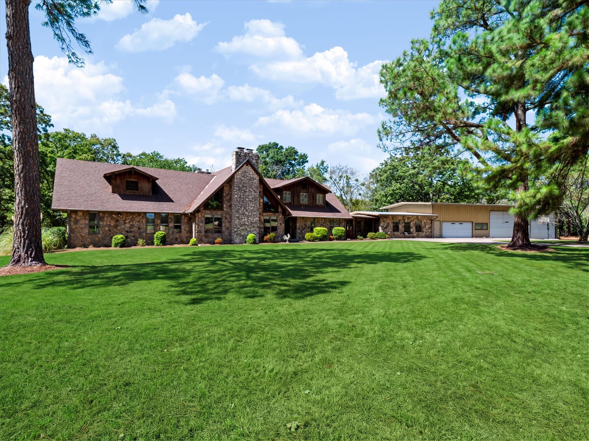 1133 W Chicken Fight Road W Atoka OK 74525