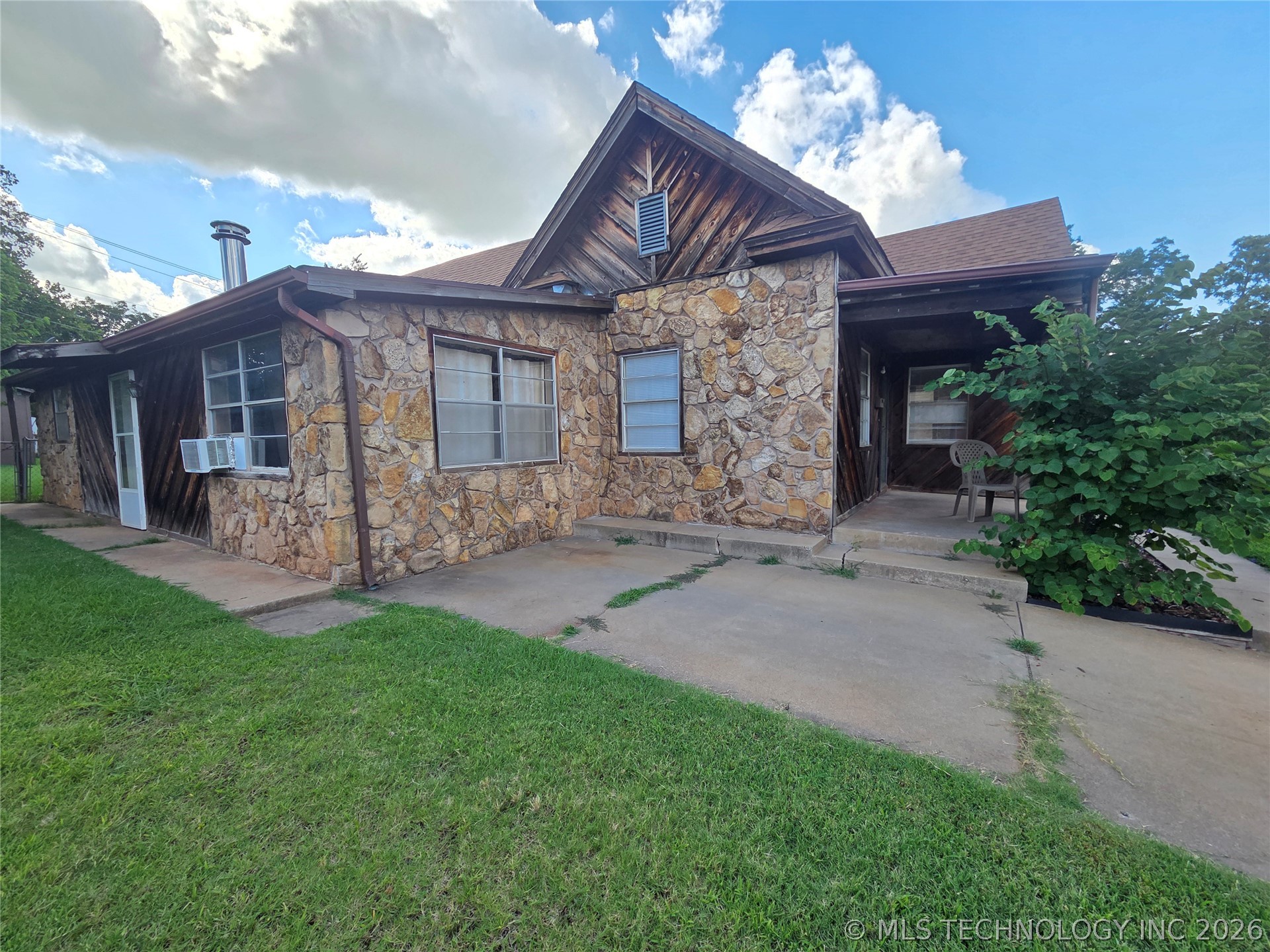 1102 N Park Shawnee OK 74801