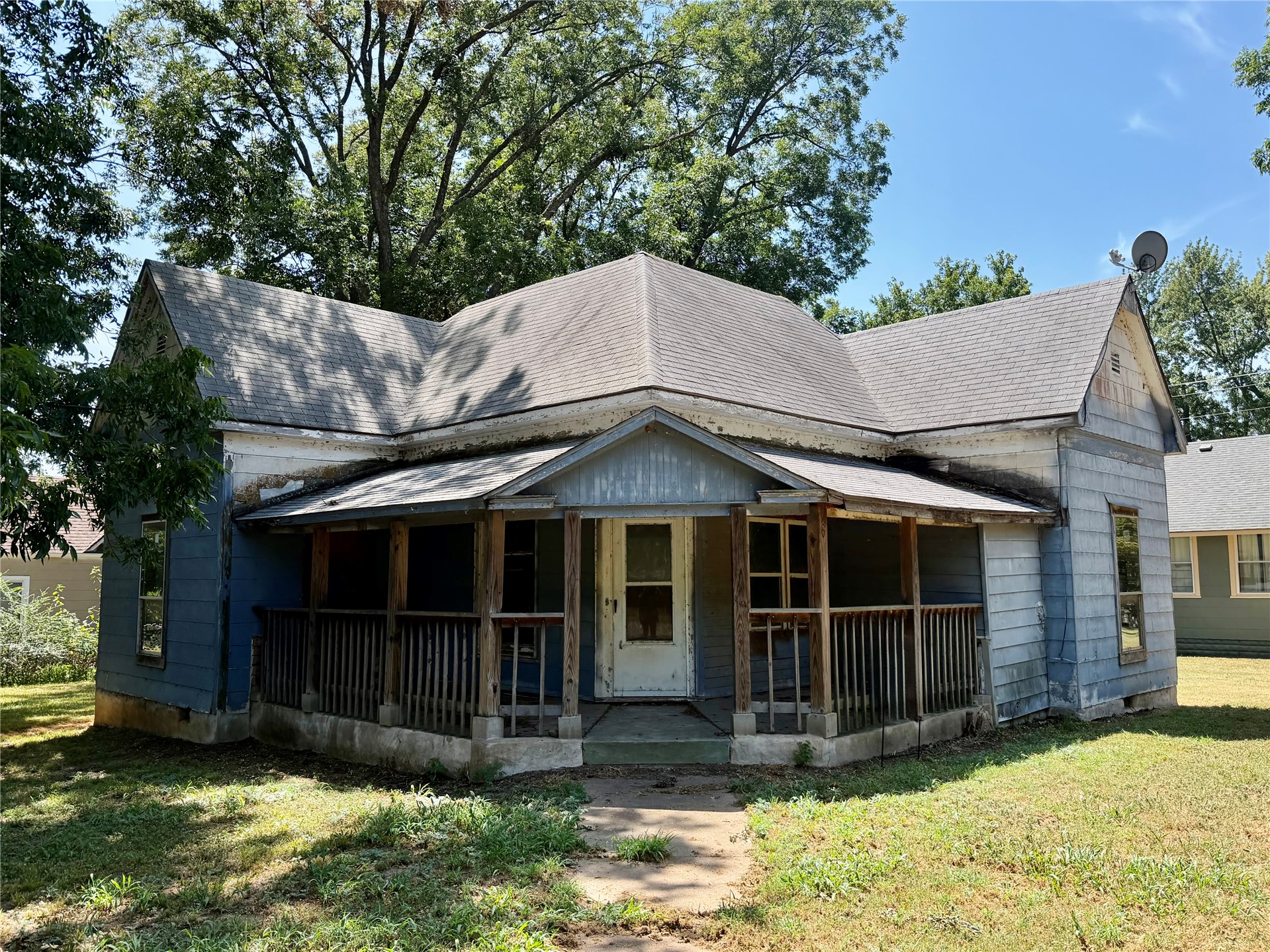 300 S Rosehill Avenue Cleveland OK 74020