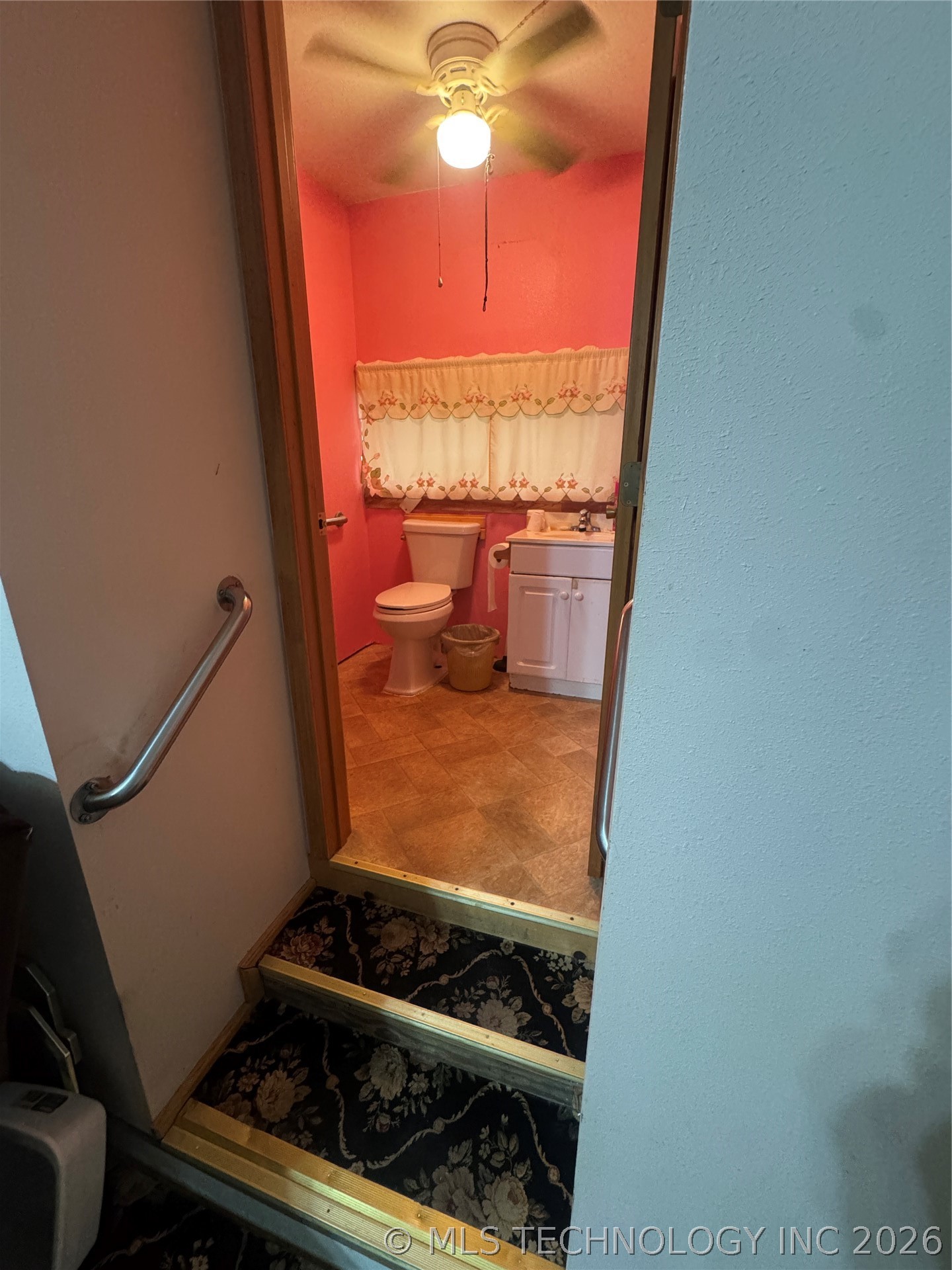 101 N 3rd Street Hartshorne OK 74547