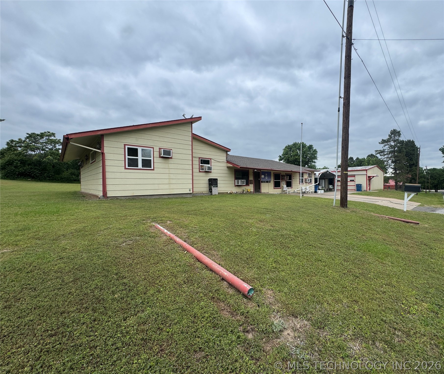 101 N 3rd Street Hartshorne OK 74547
