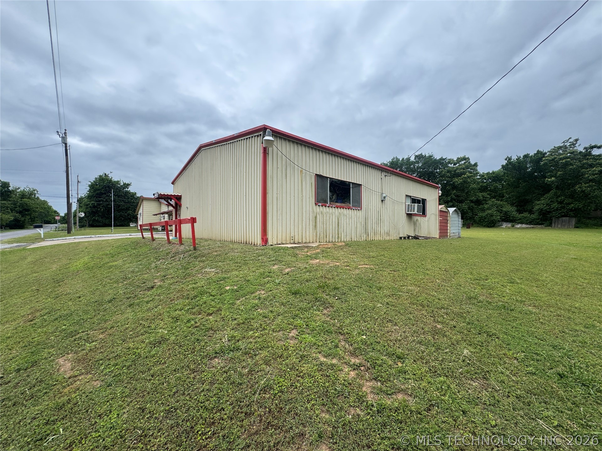 101 N 3rd Street Hartshorne OK 74547