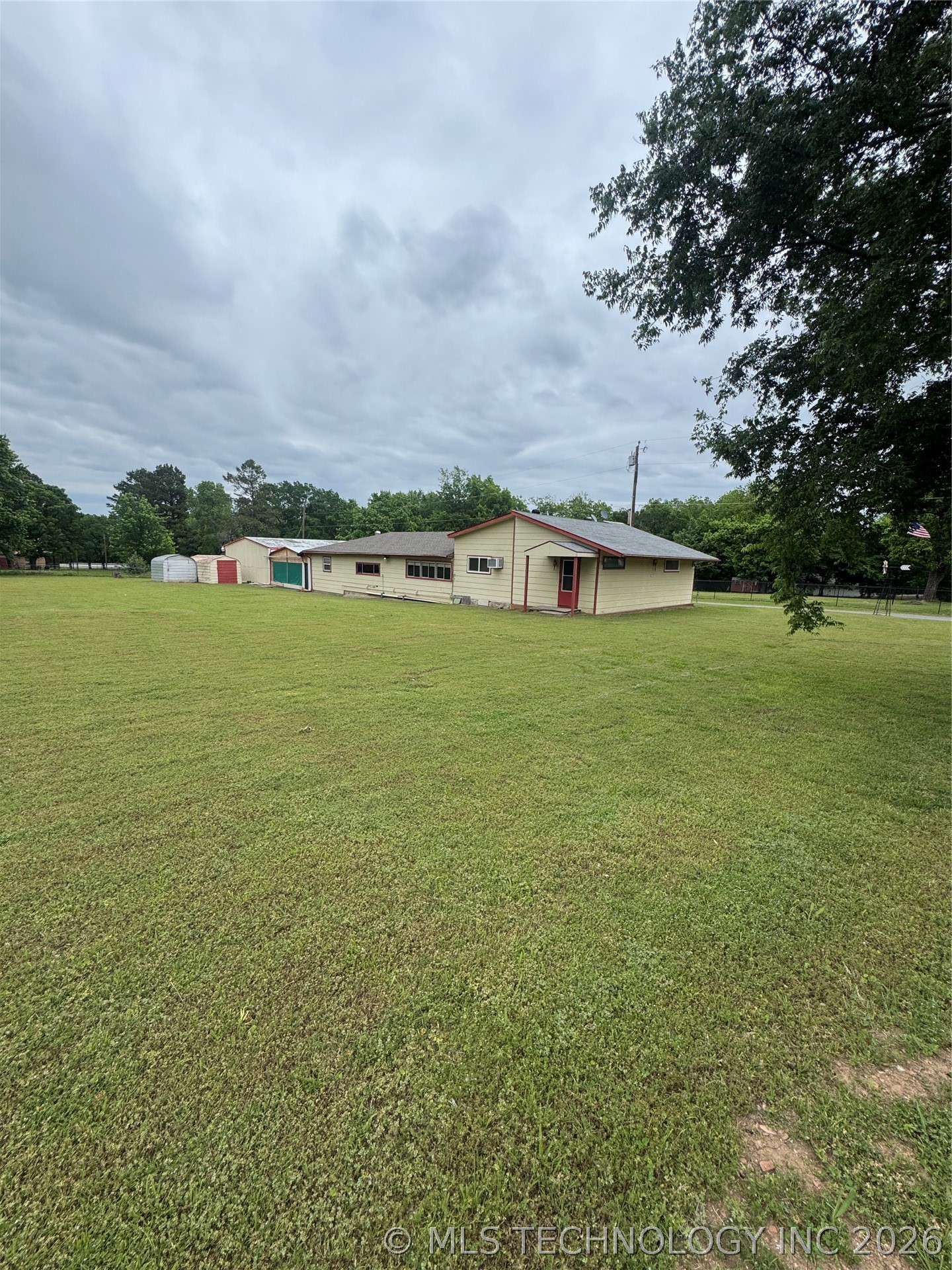 101 N 3rd Street Hartshorne OK 74547