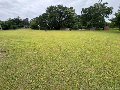 101 N 3rd Street Hartshorne OK 74547
