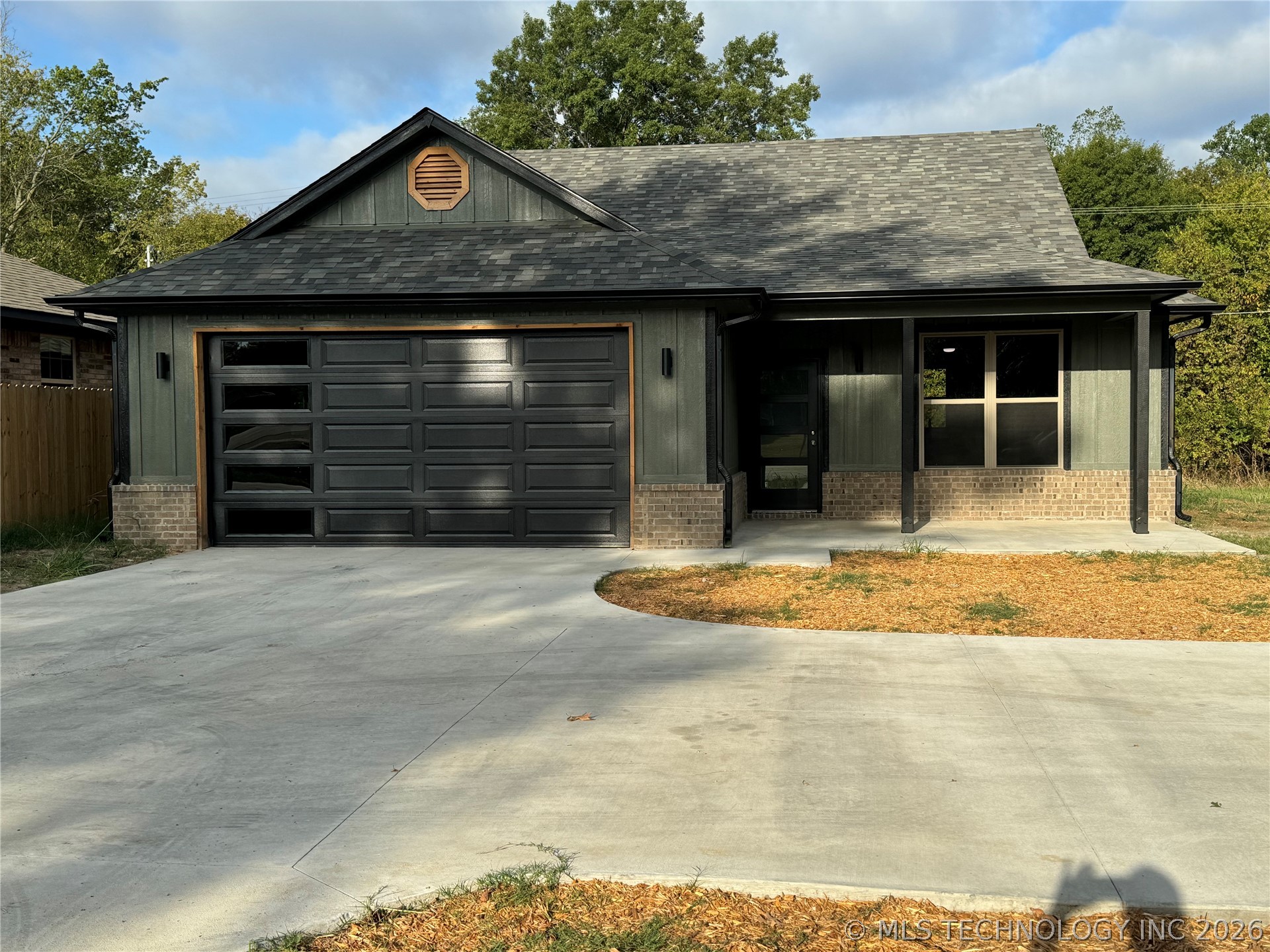 106 S Elliott Street Pryor OK 74361