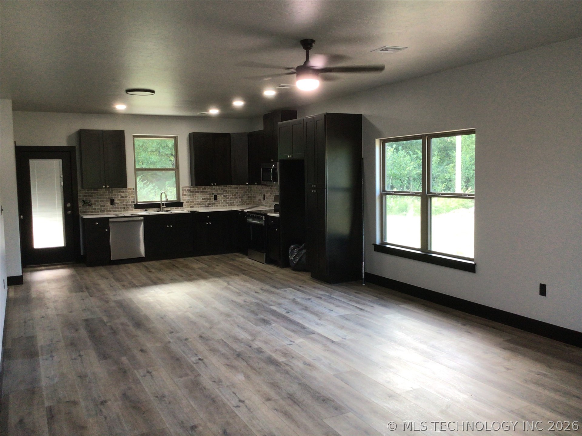 106 S Elliott Street Pryor OK 74361