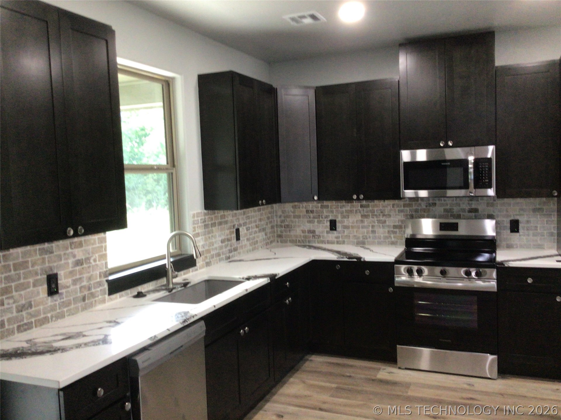 106 S Elliott Street Pryor OK 74361