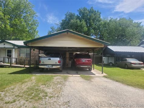 204 Curtis Calera OK 74730