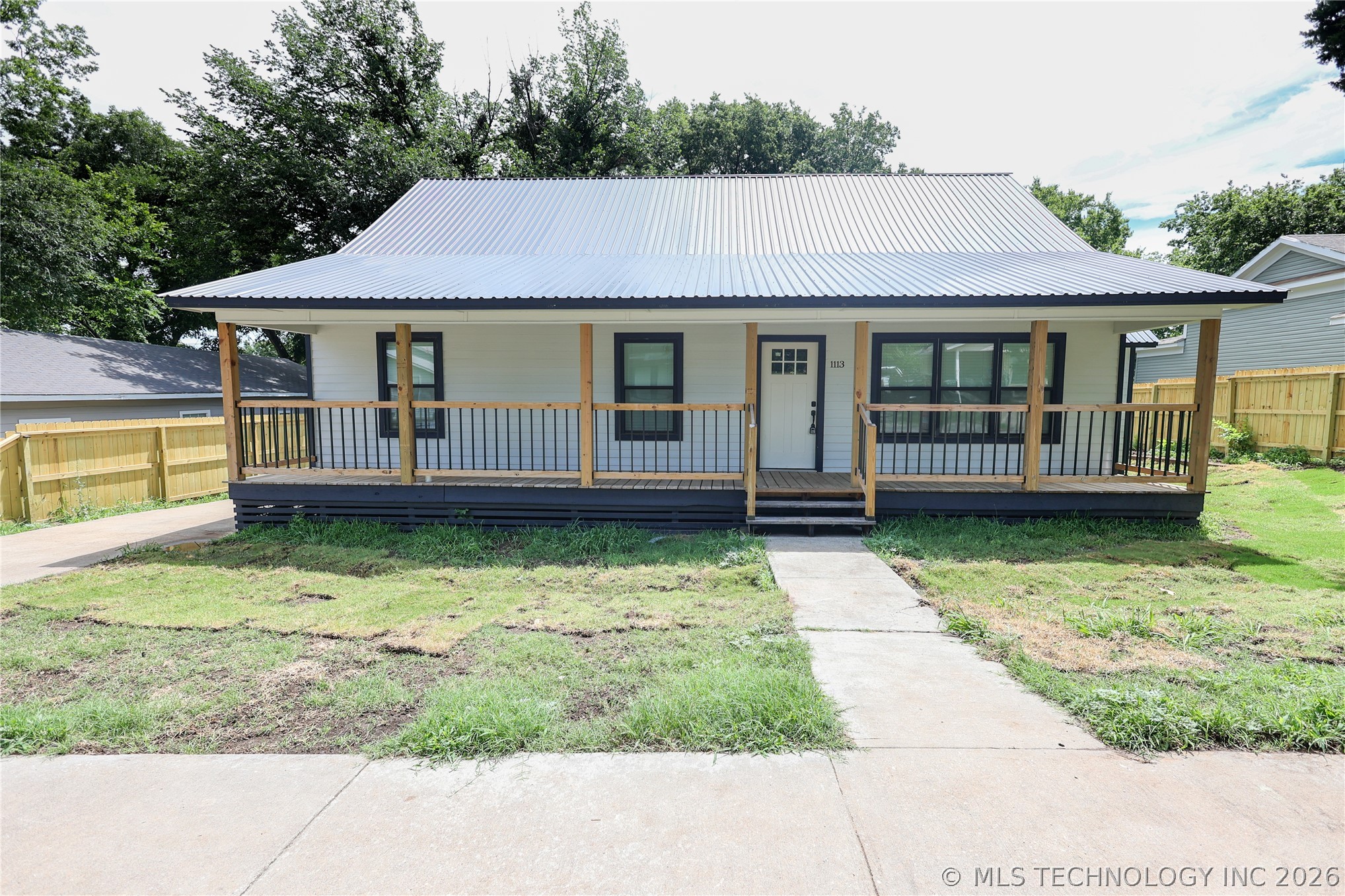 1113 W 10th Sulphur OK 73086