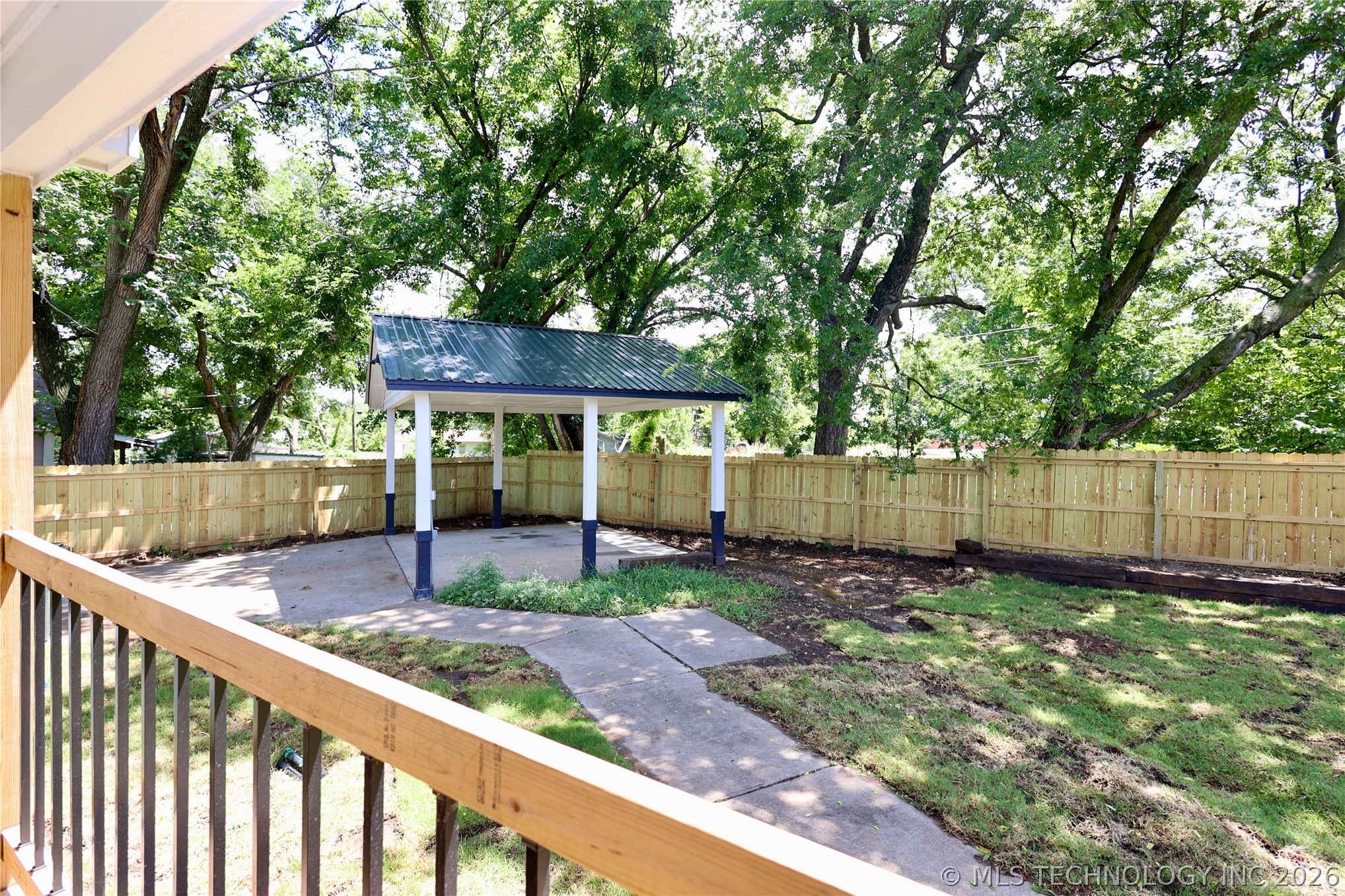 1113 W 10th Sulphur OK 73086