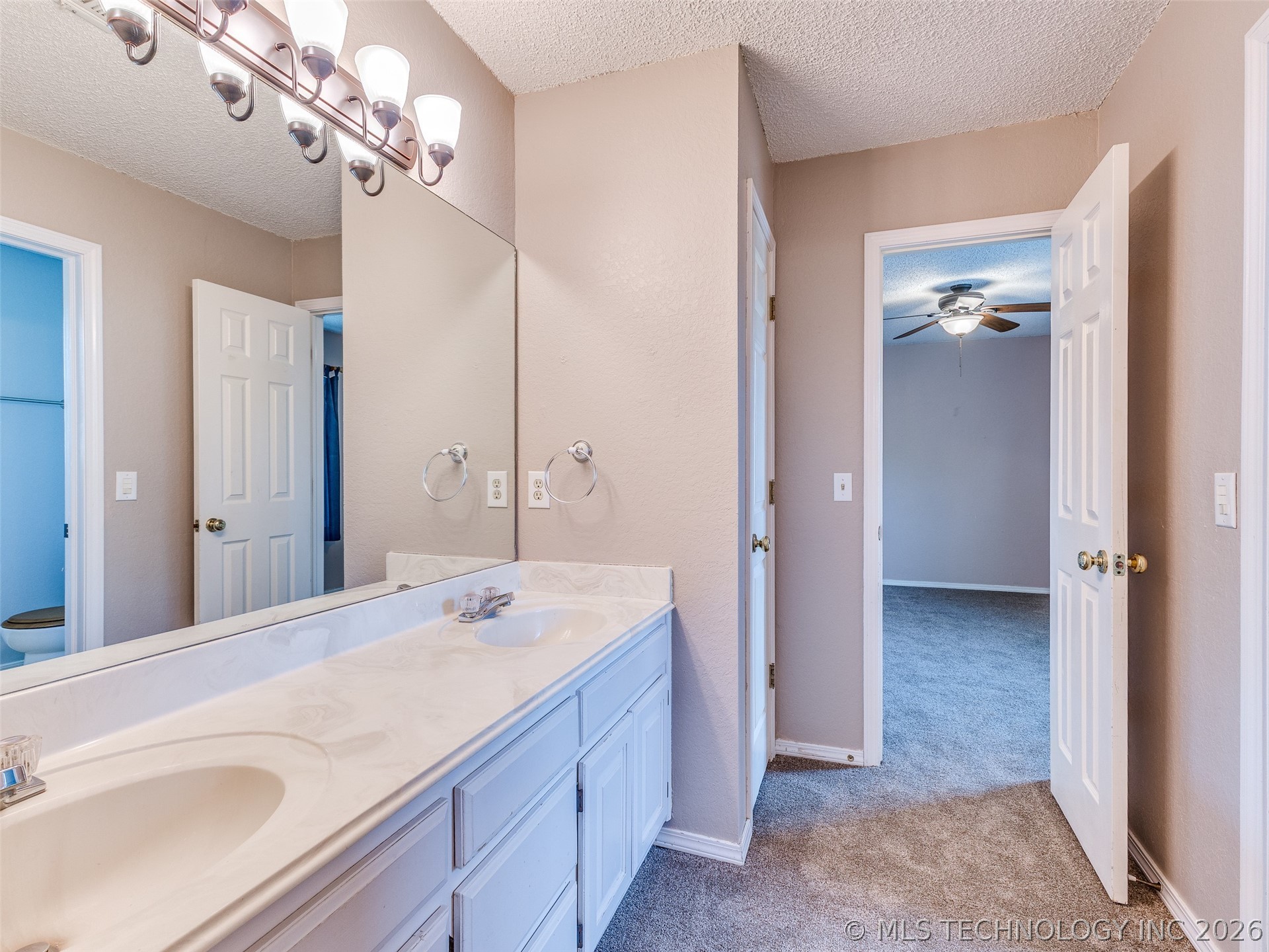 516 S Laurel Avenue Broken Arrow OK 74012