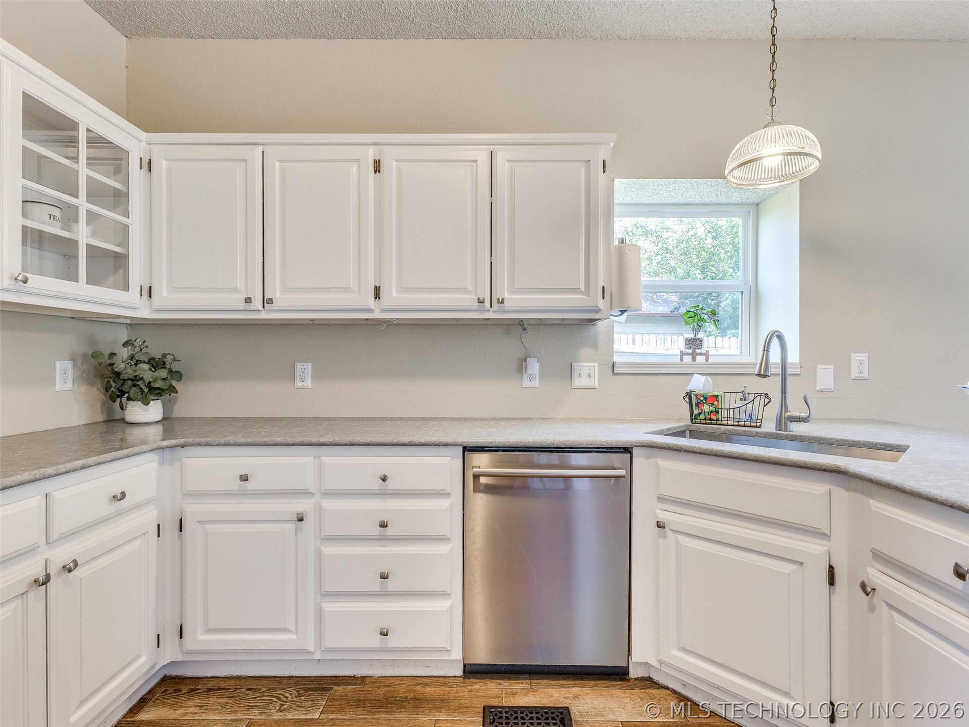 516 S Laurel Avenue Broken Arrow OK 74012