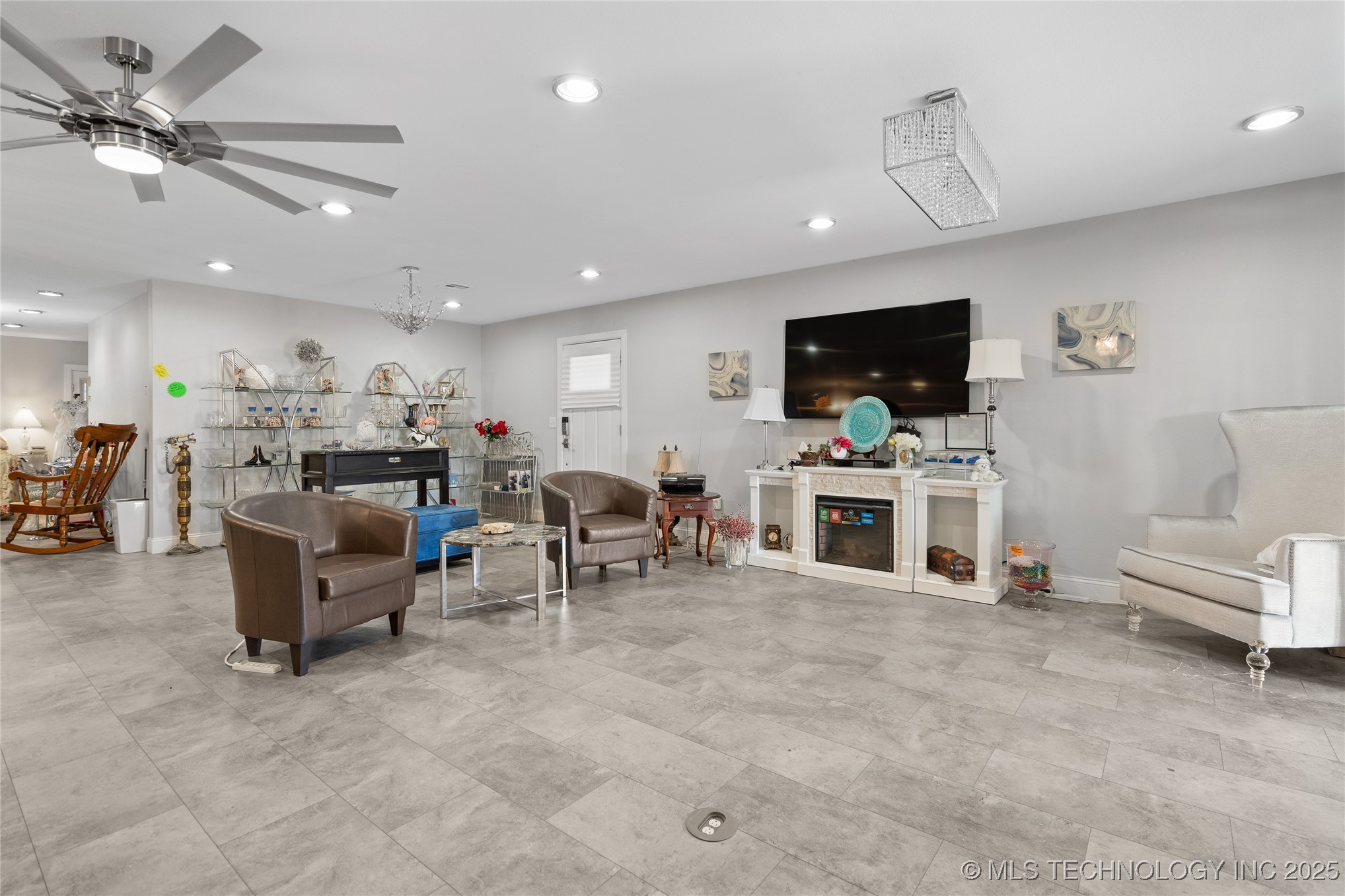 8596 State Highway 199 Dickson OK 73401