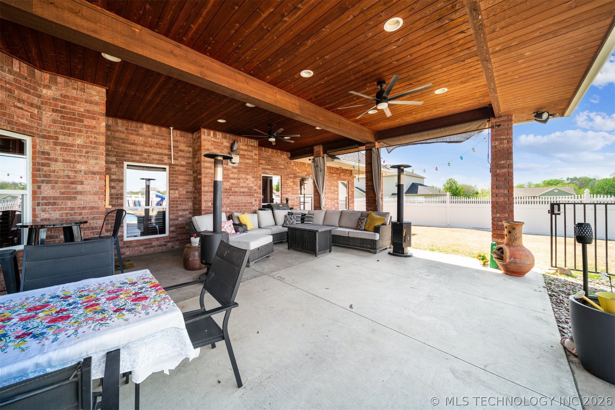 1215 Lyndsey Lane Pryor OK 74361