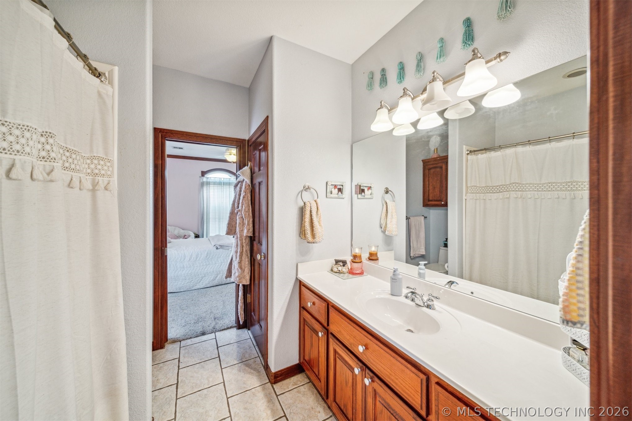 1215 Lyndsey Lane Pryor OK 74361