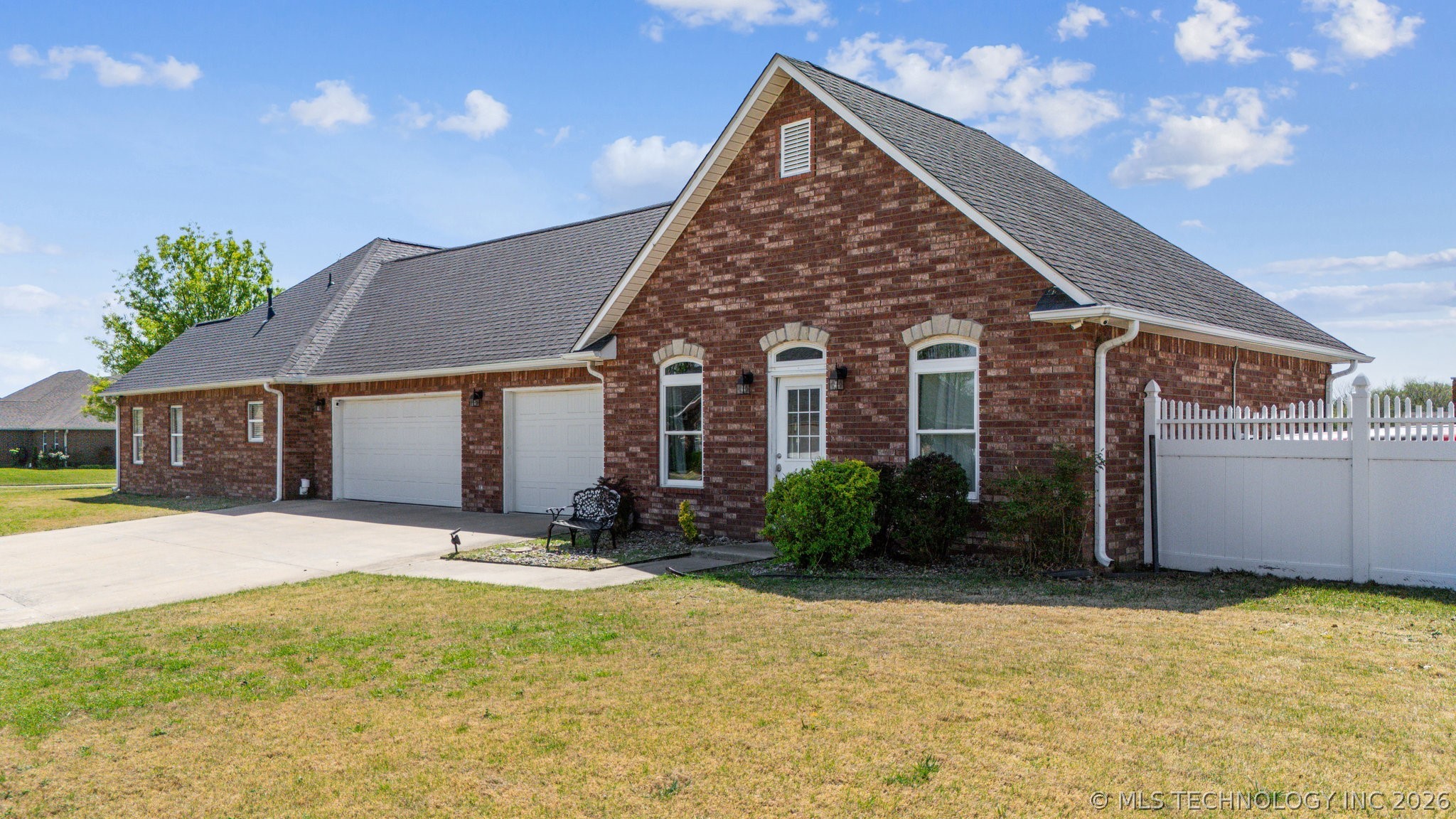 1215 Lyndsey Lane Pryor OK 74361