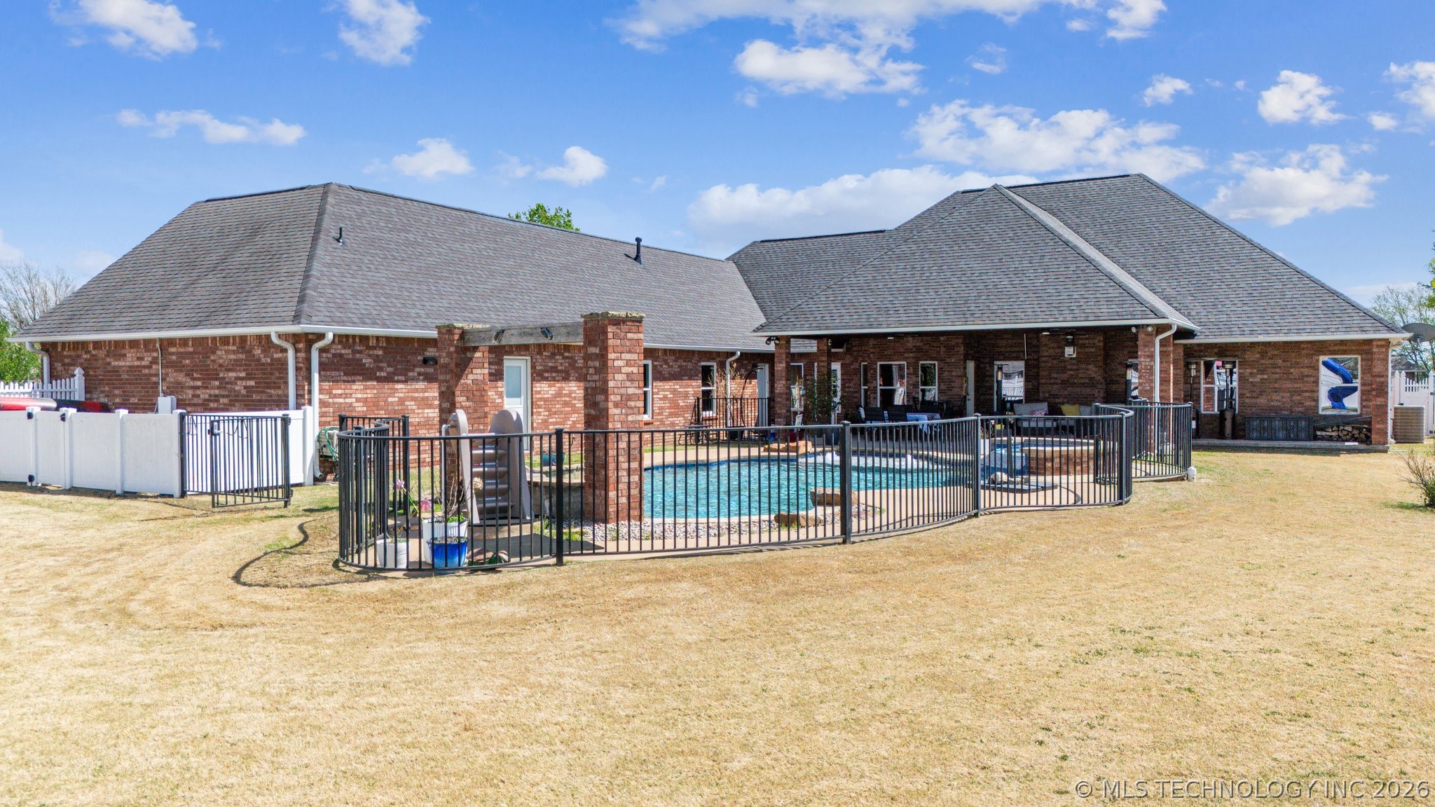 1215 Lyndsey Lane Pryor OK 74361