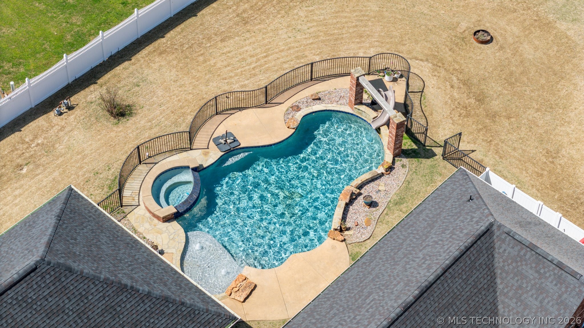 1215 Lyndsey Lane Pryor OK 74361