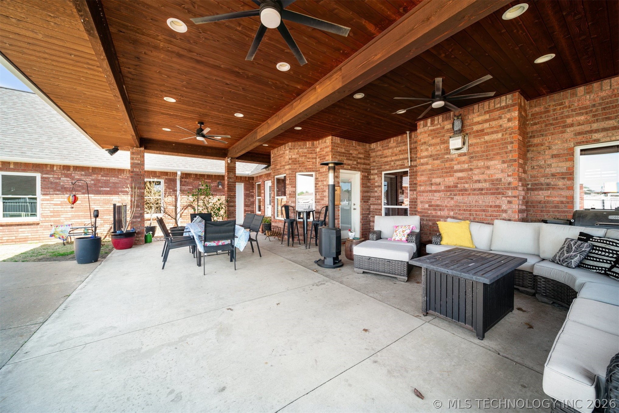 1215 Lyndsey Lane Pryor OK 74361