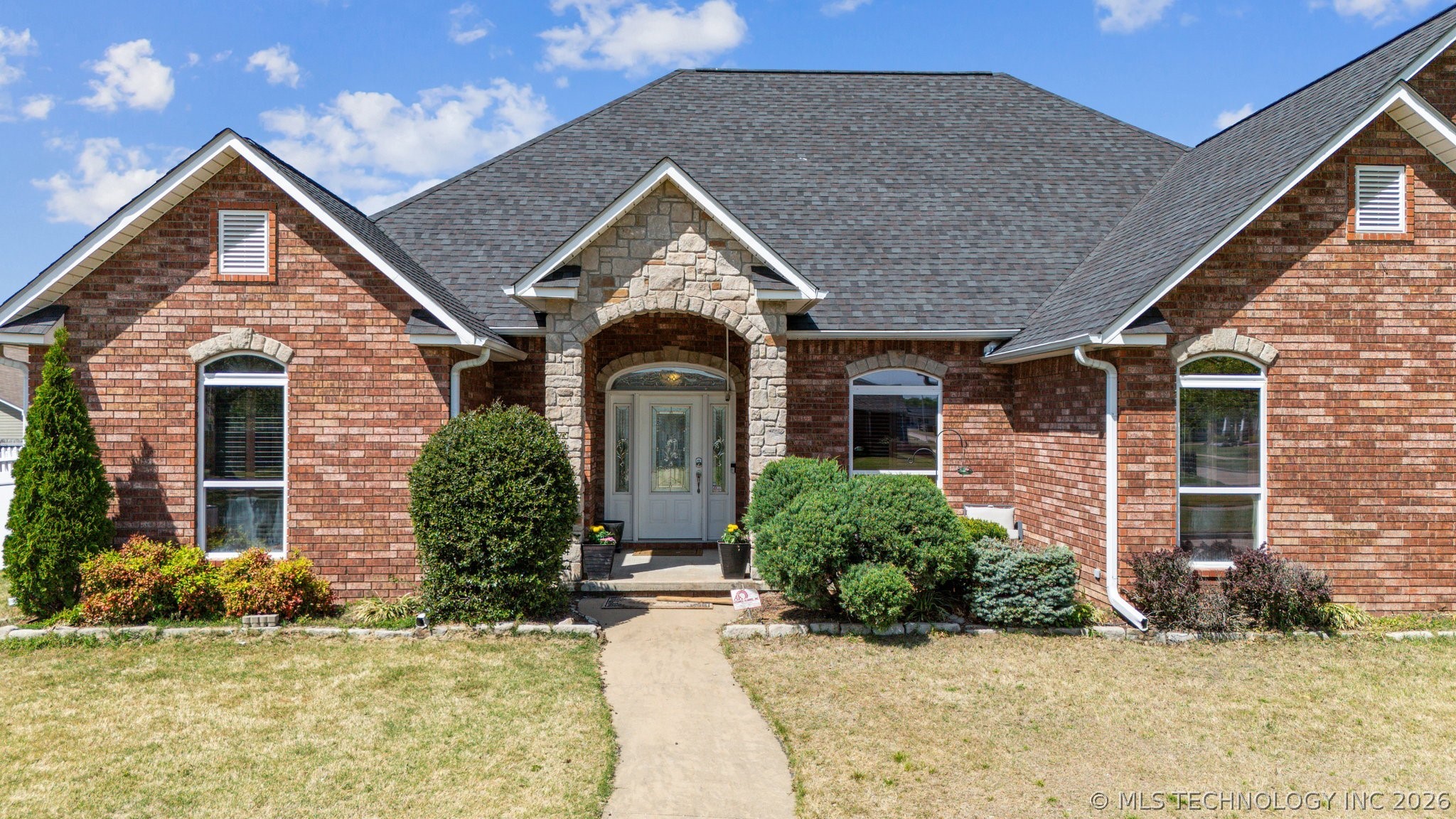 1215 Lyndsey Lane Pryor OK 74361