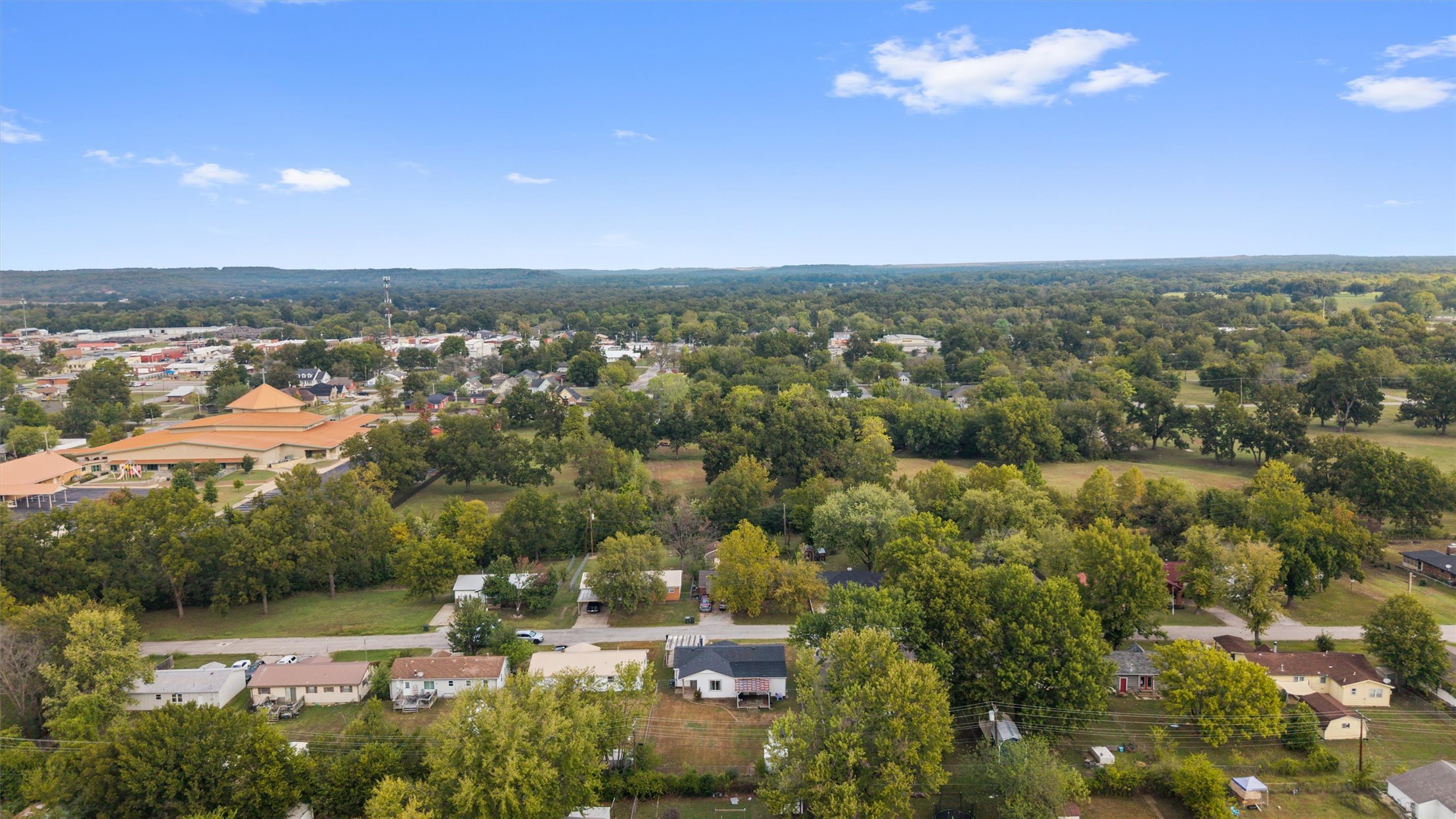 318 E Maple Street Skiatook OK 74070