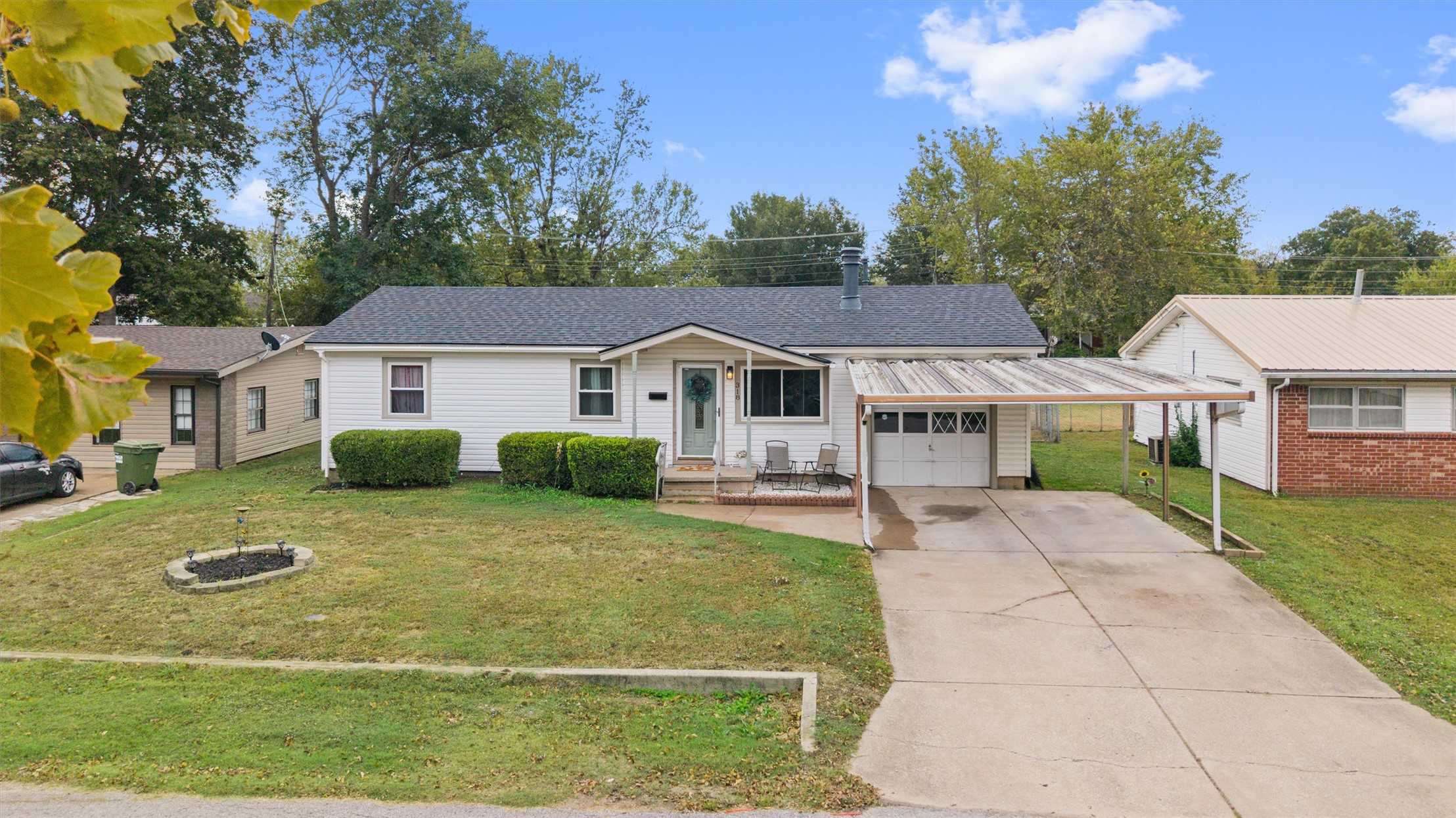 318 E Maple Street Skiatook OK 74070