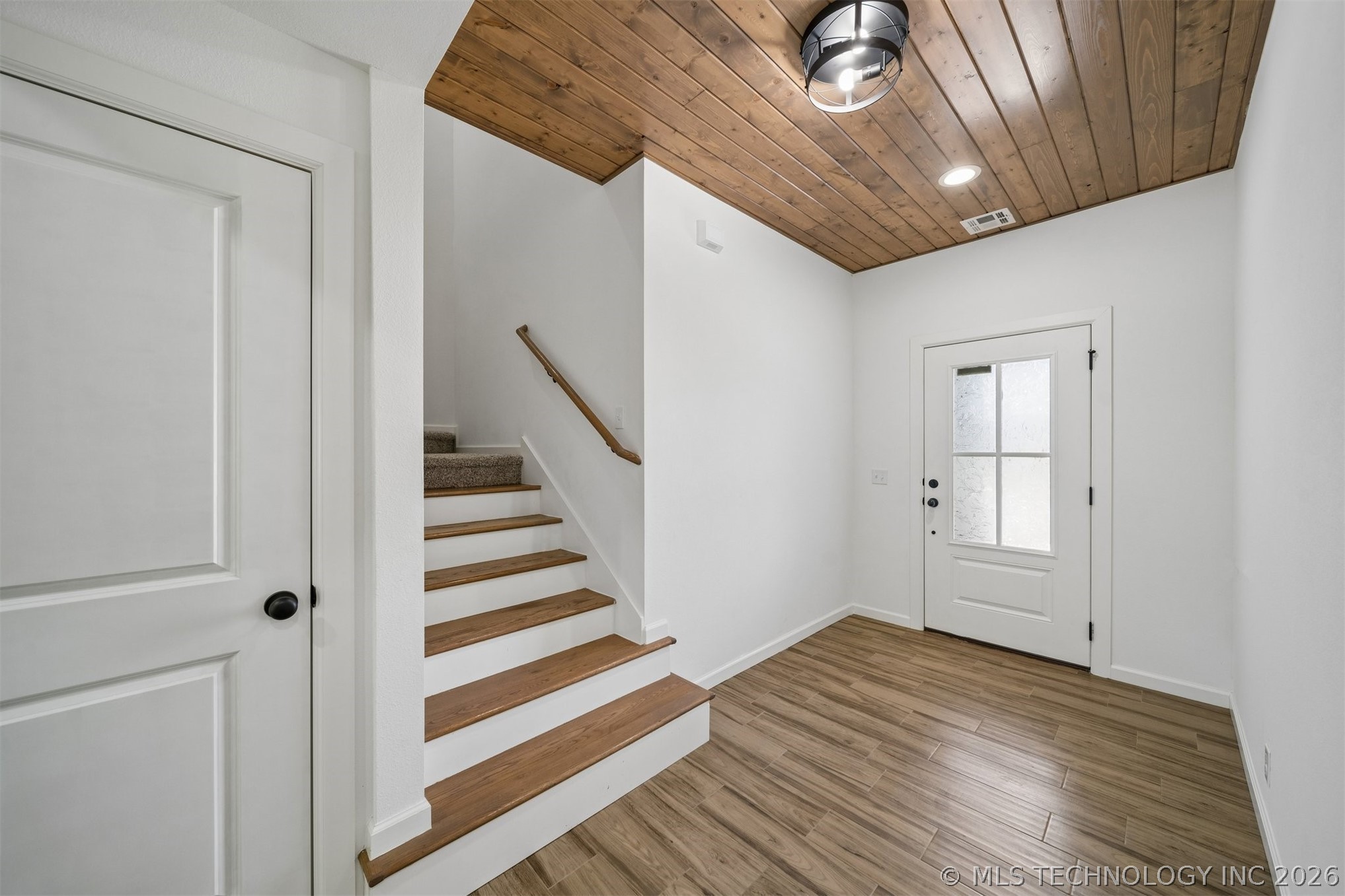 18983 Round Mountain Road Catoosa OK 74015