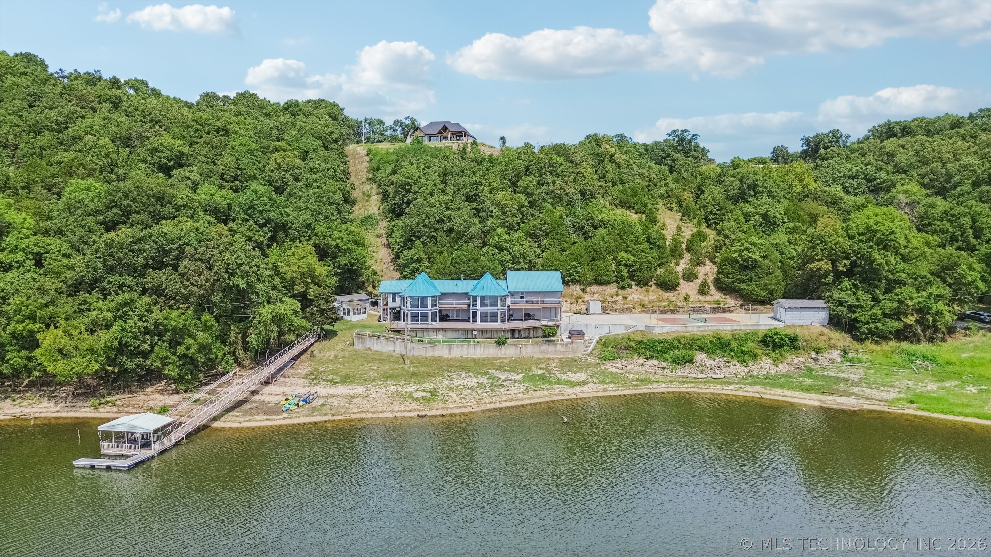 662 SE 439 Loop Salina OK 74365
