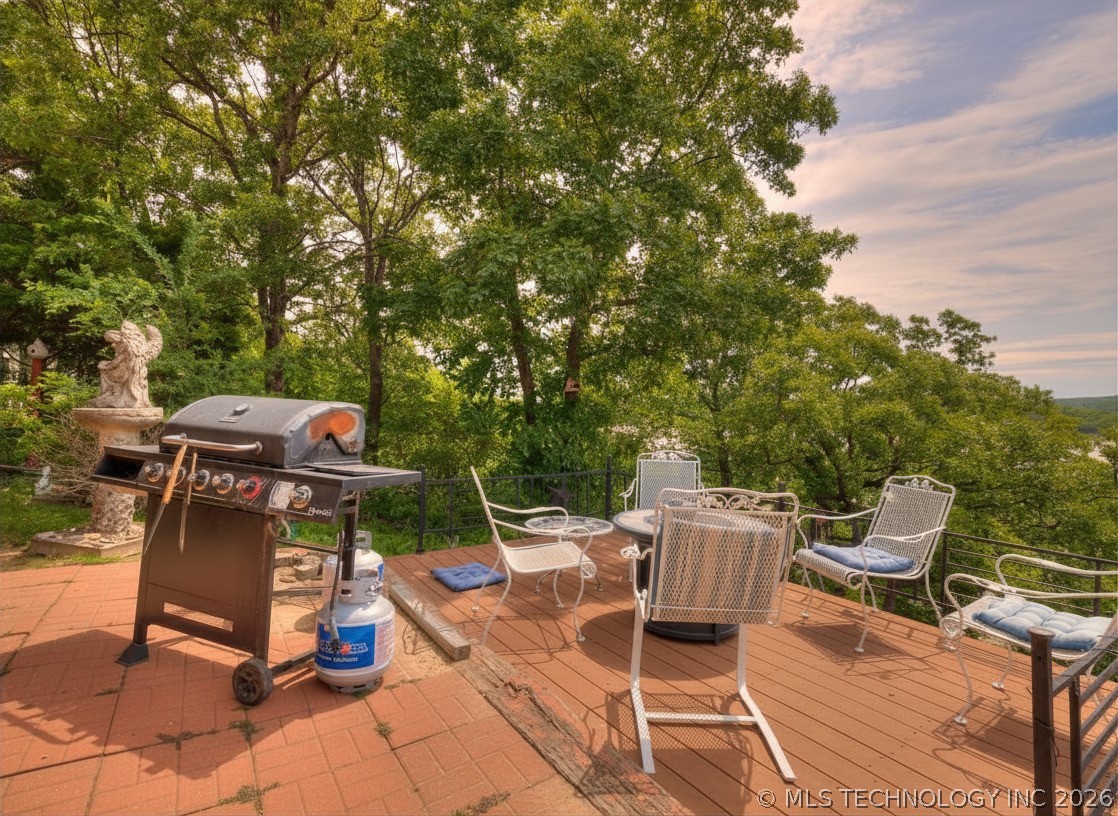 332 E Highland Avenue Eufaula OK 74432