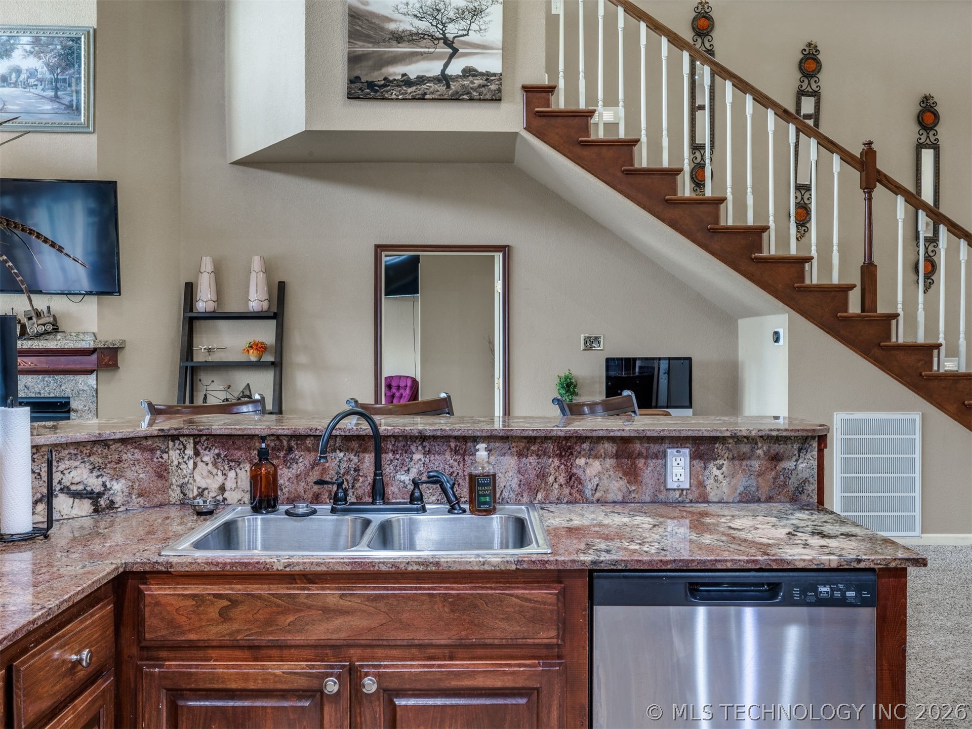 332 E Highland Avenue Eufaula OK 74432