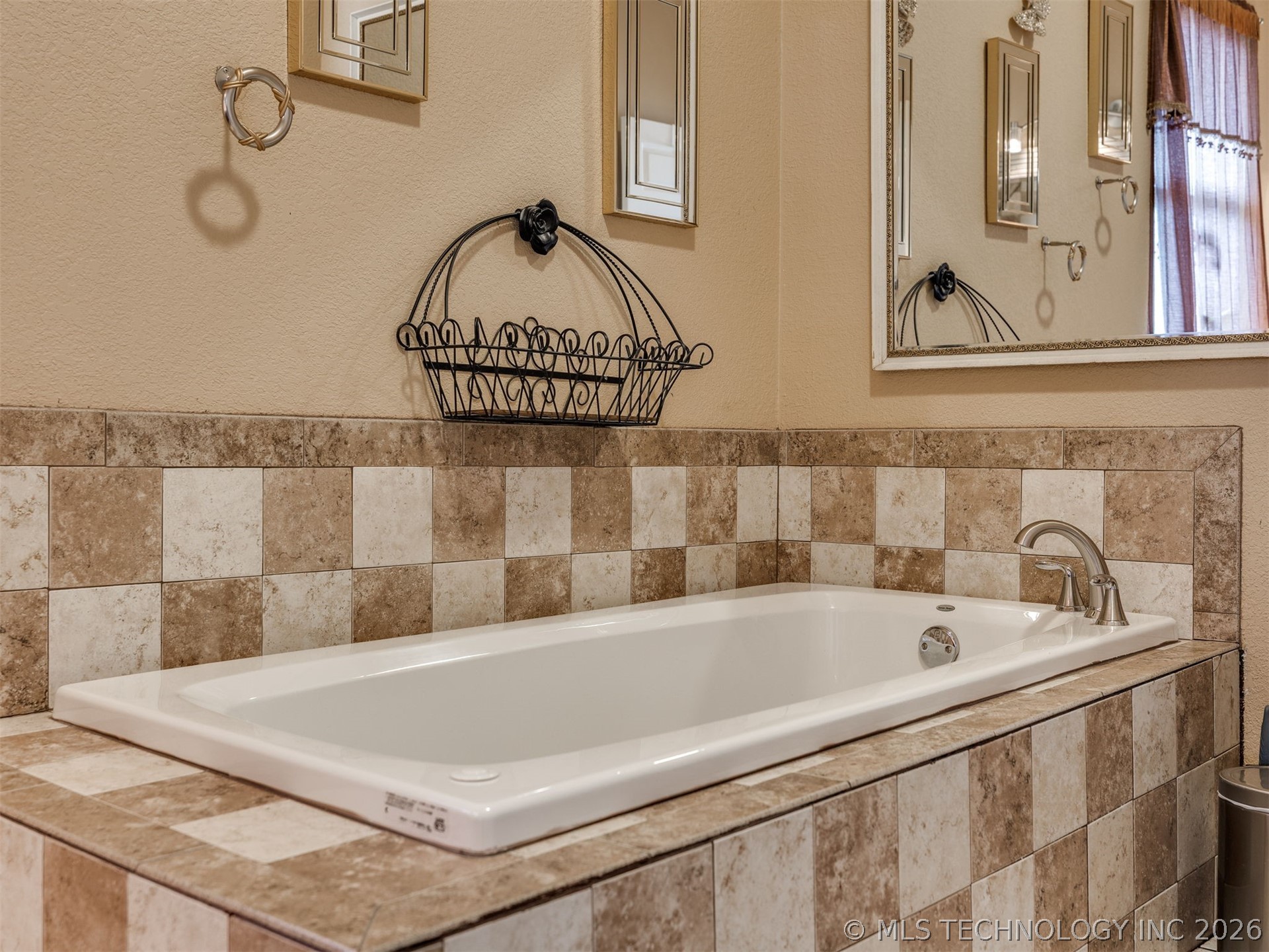 332 E Highland Avenue Eufaula OK 74432