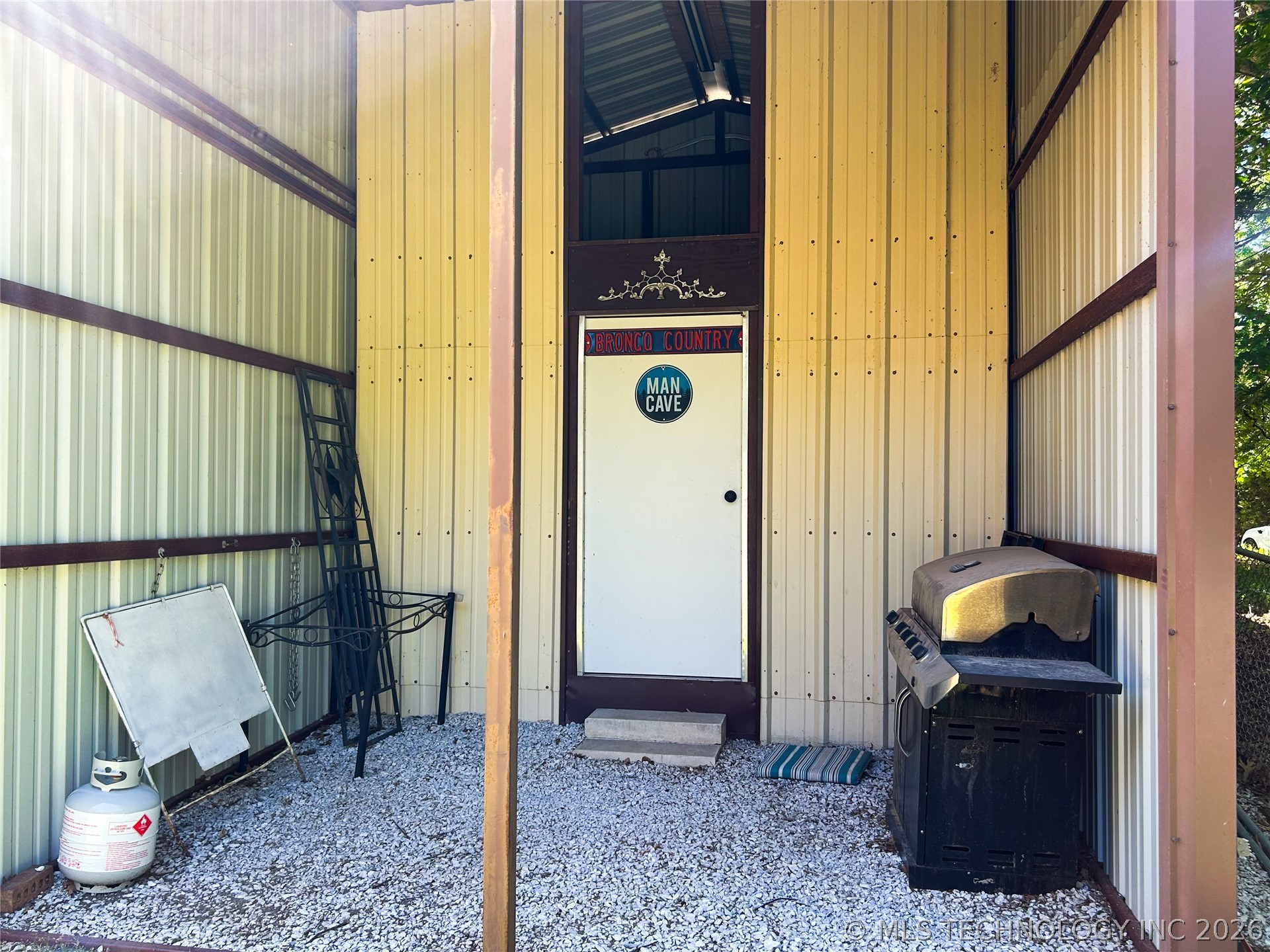 332 E Highland Avenue Eufaula OK 74432