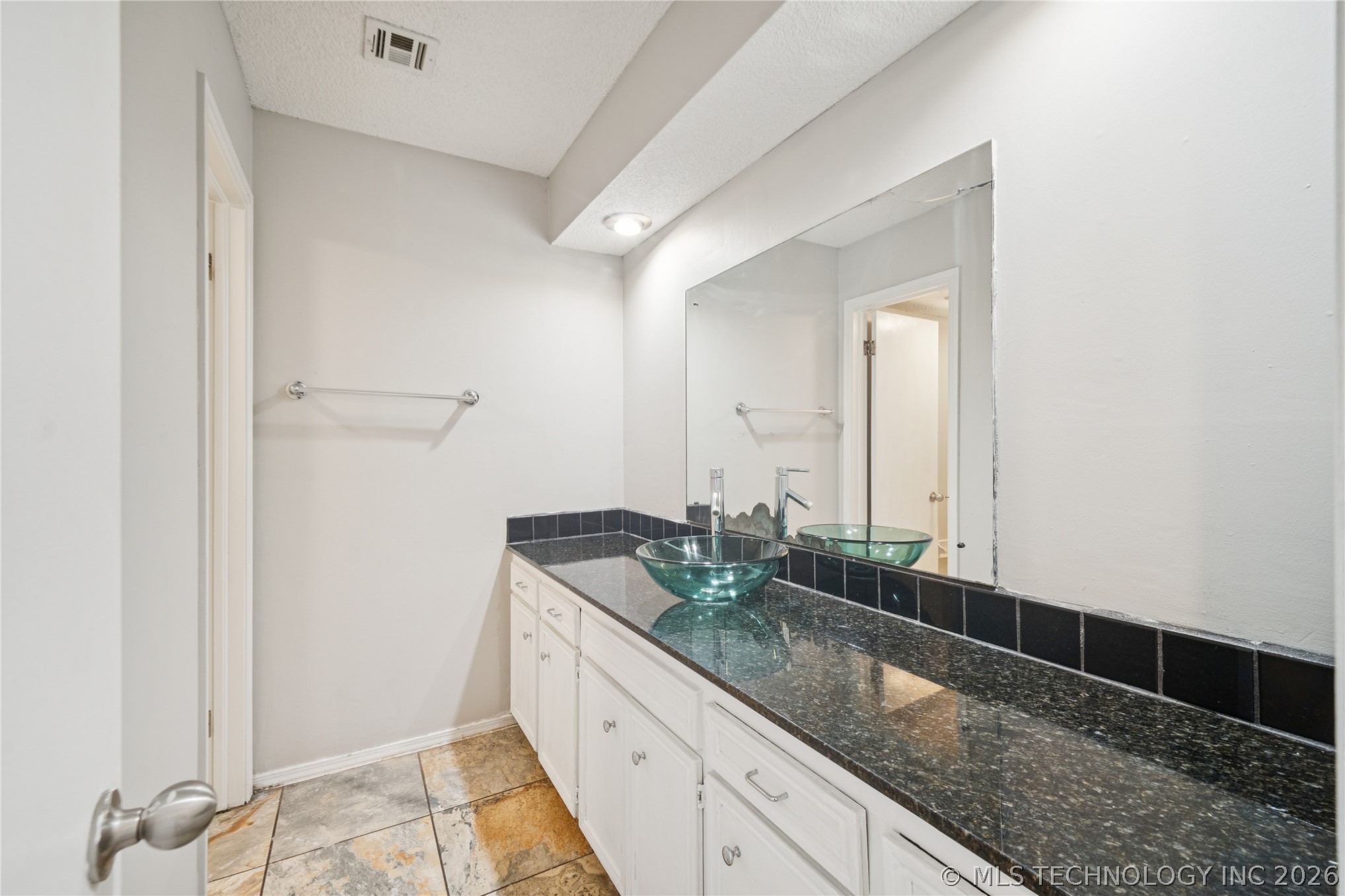 7065 E 52nd Street Tulsa OK 74145