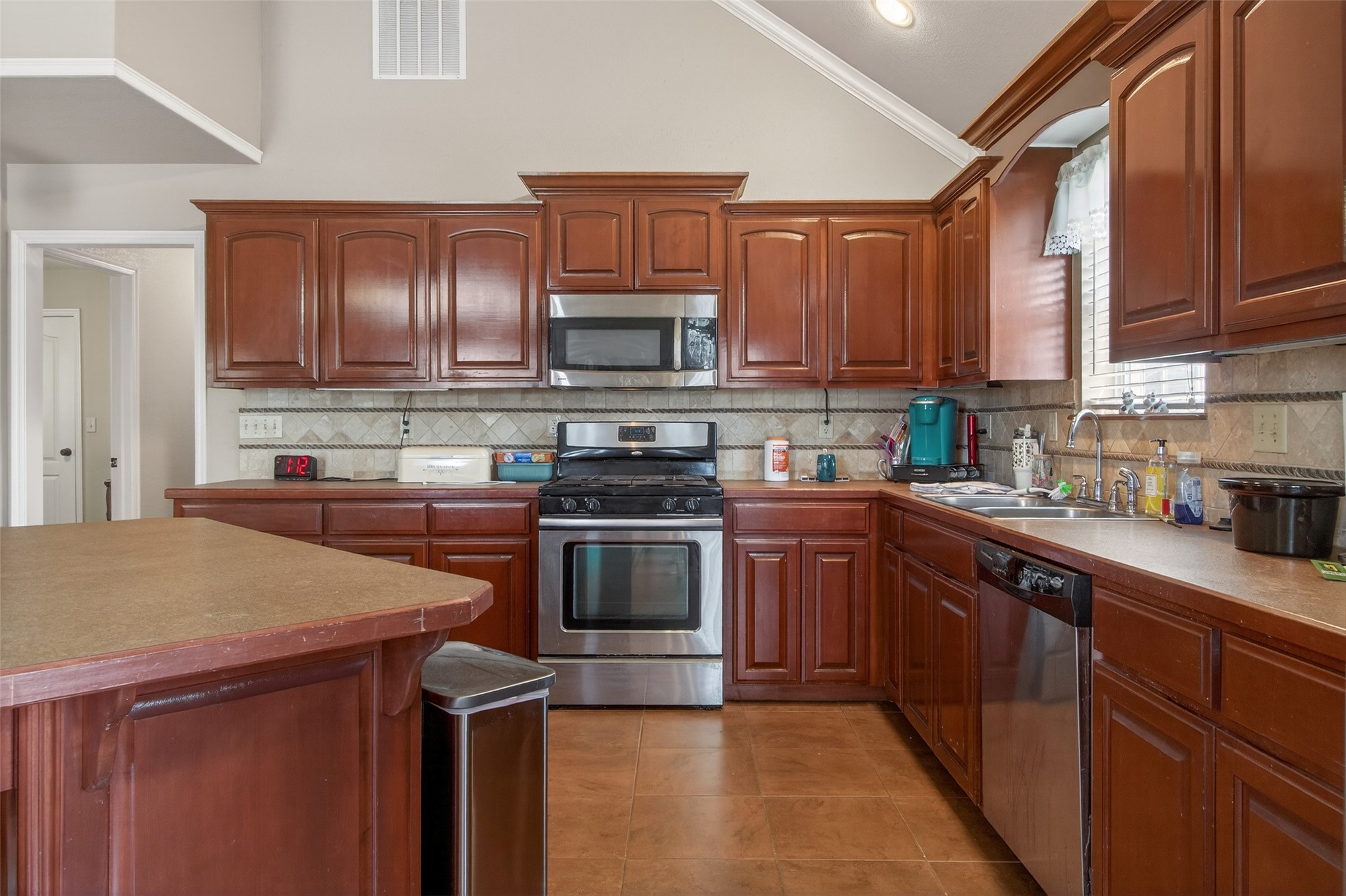2709 S 34th Road Locust Grove OK 74352