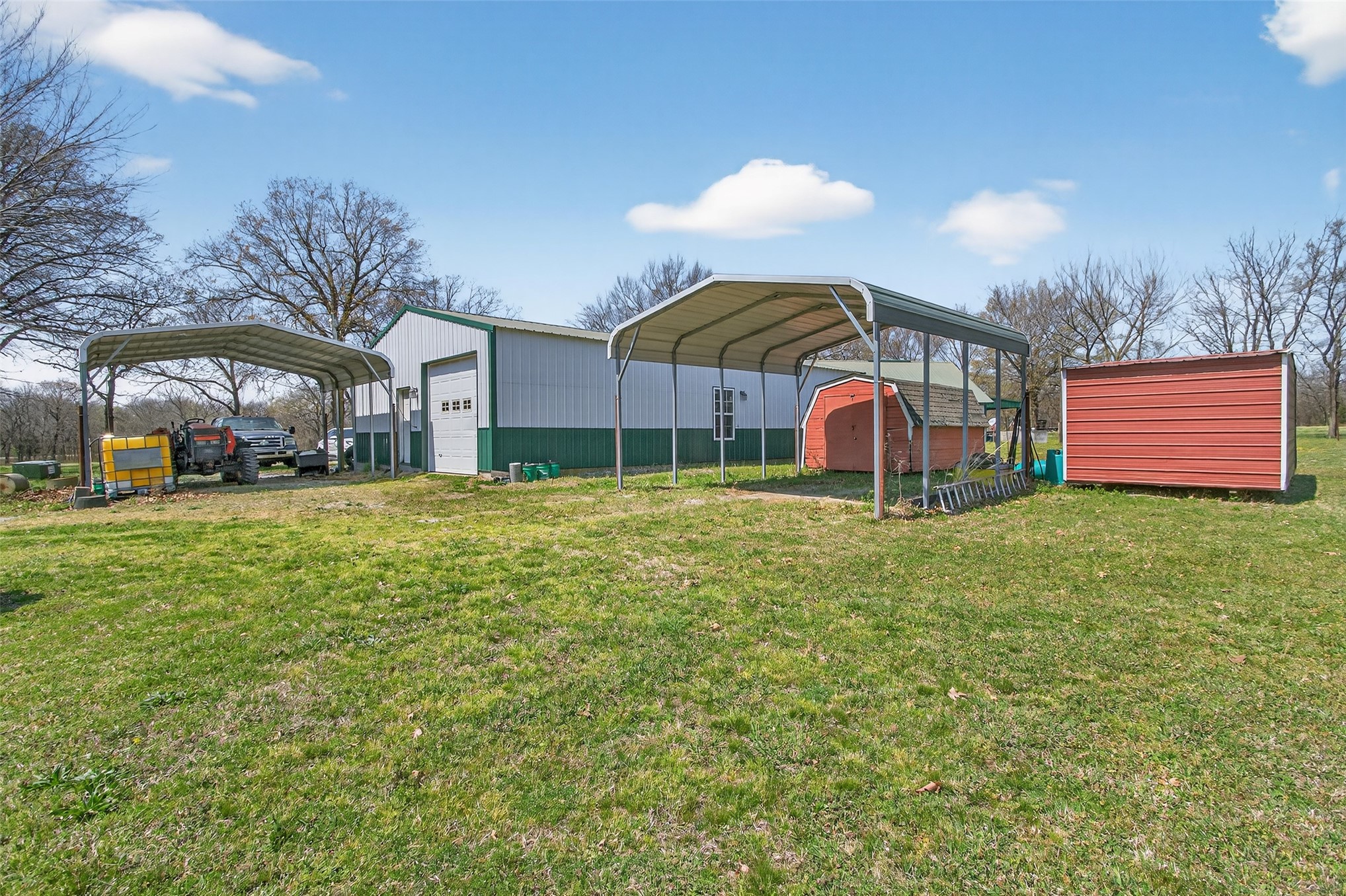 2709 S 34th Road Locust Grove OK 74352