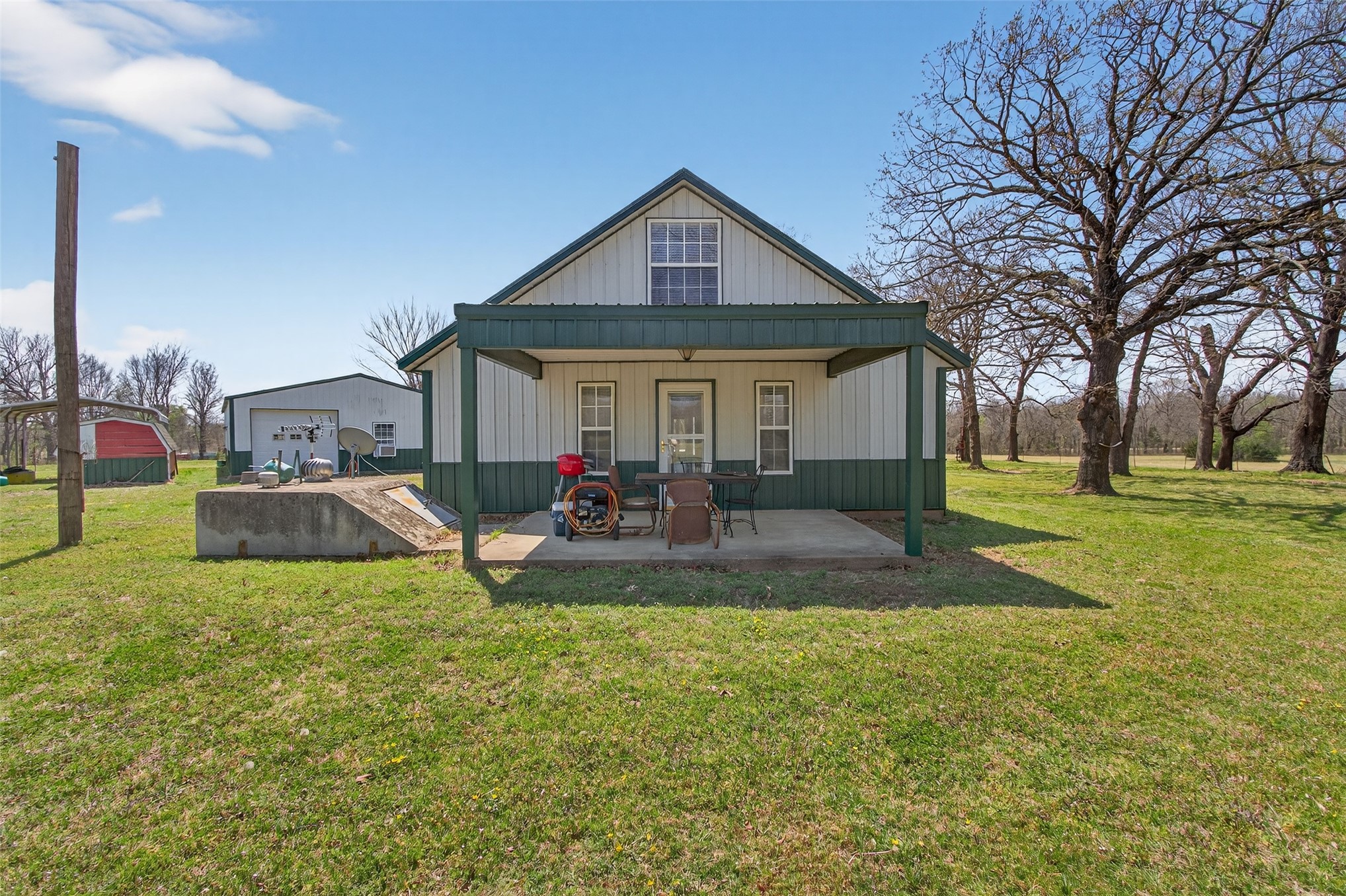 2709 S 34th Road Locust Grove OK 74352