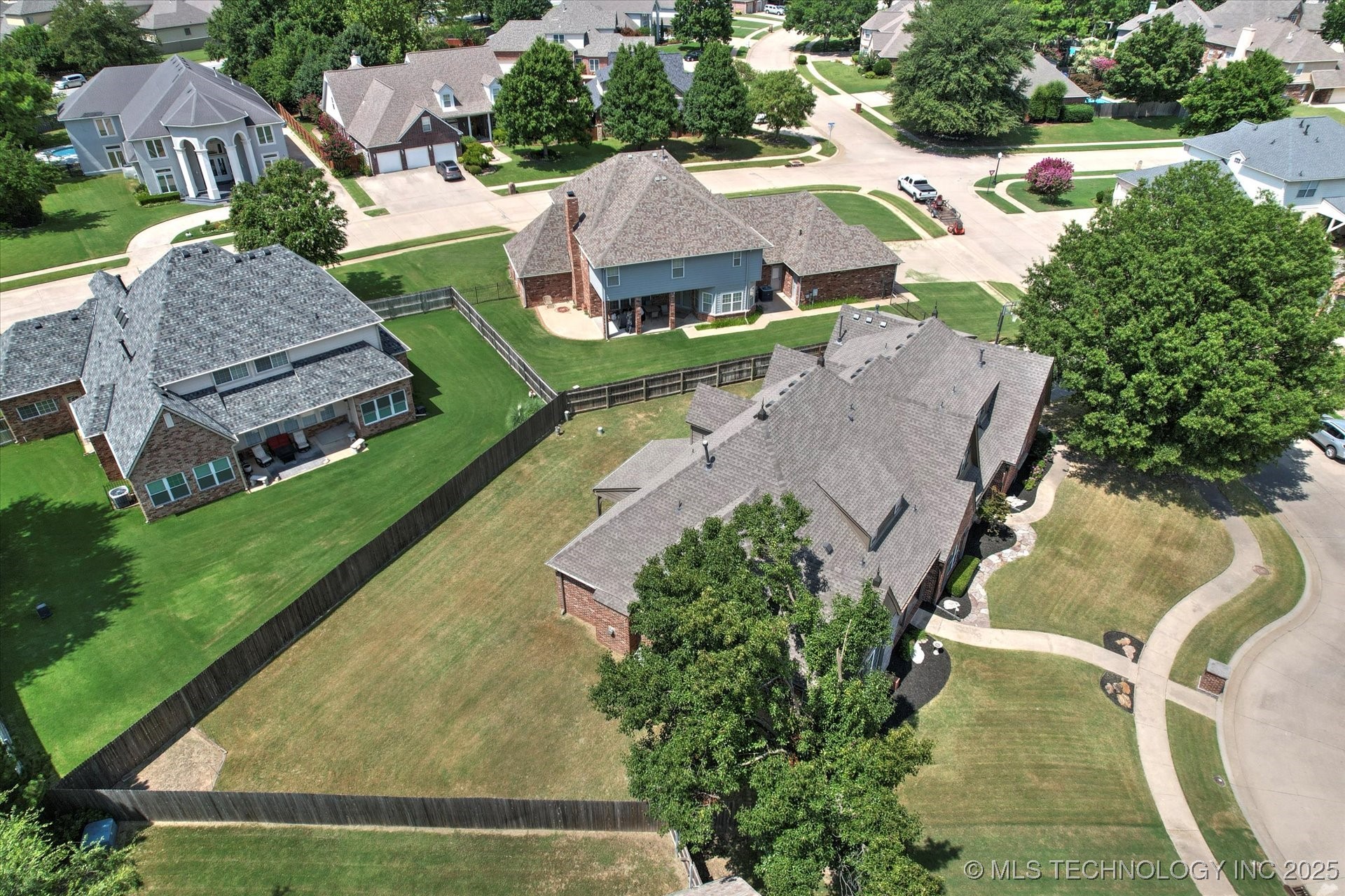 3816 S Yellow Pine Avenue Broken Arrow OK 74011