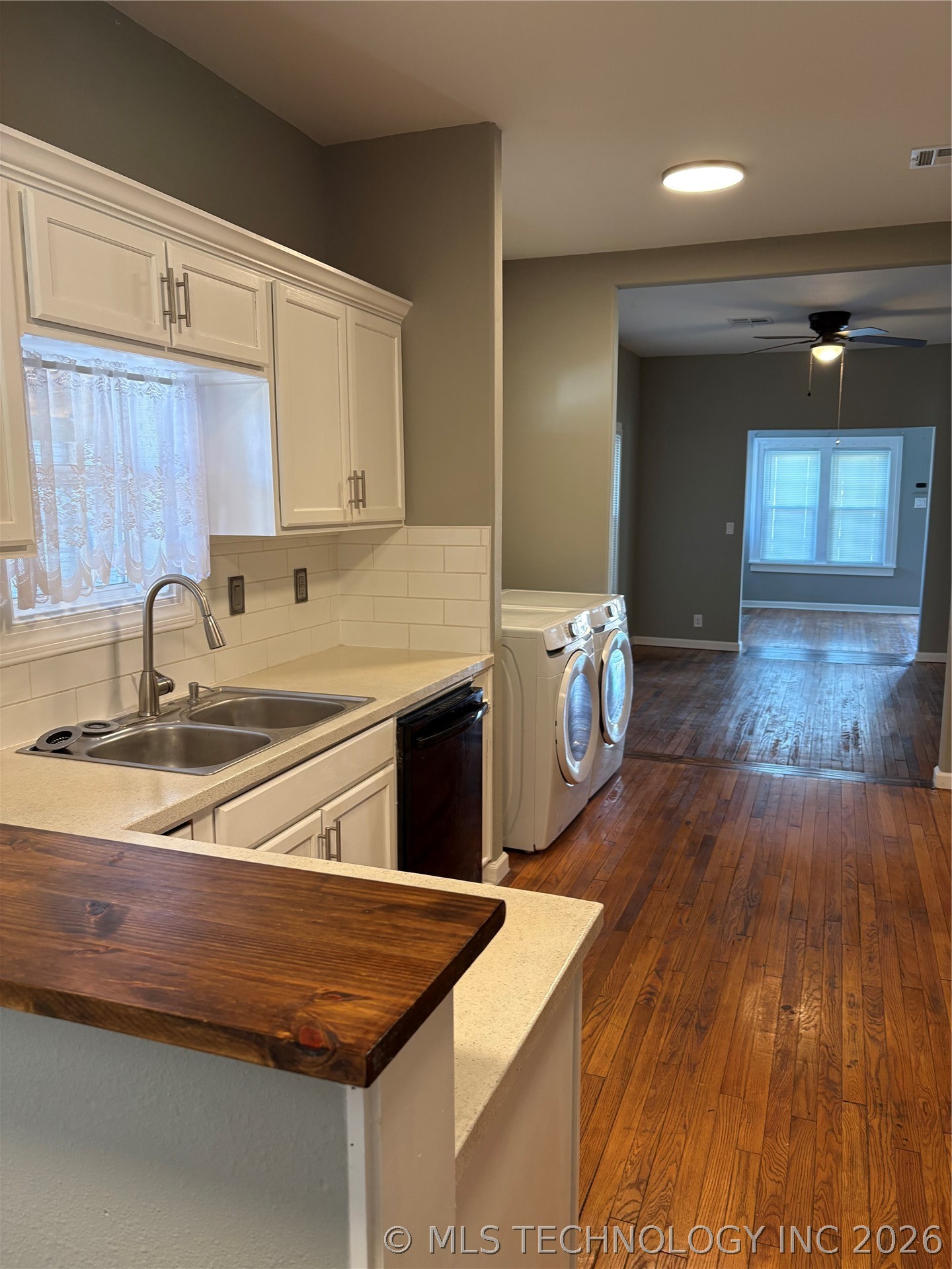 933 E Maple Street Cushing OK 74023