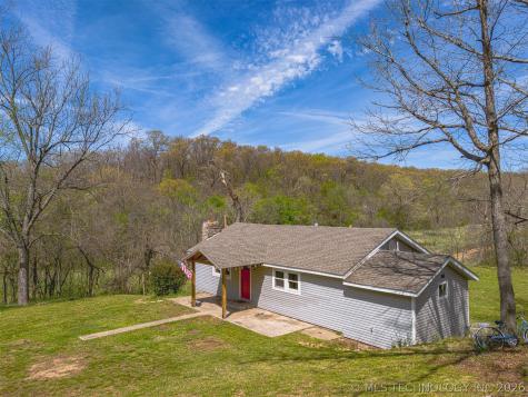 20045 County Road 502 Colcord OK 74338