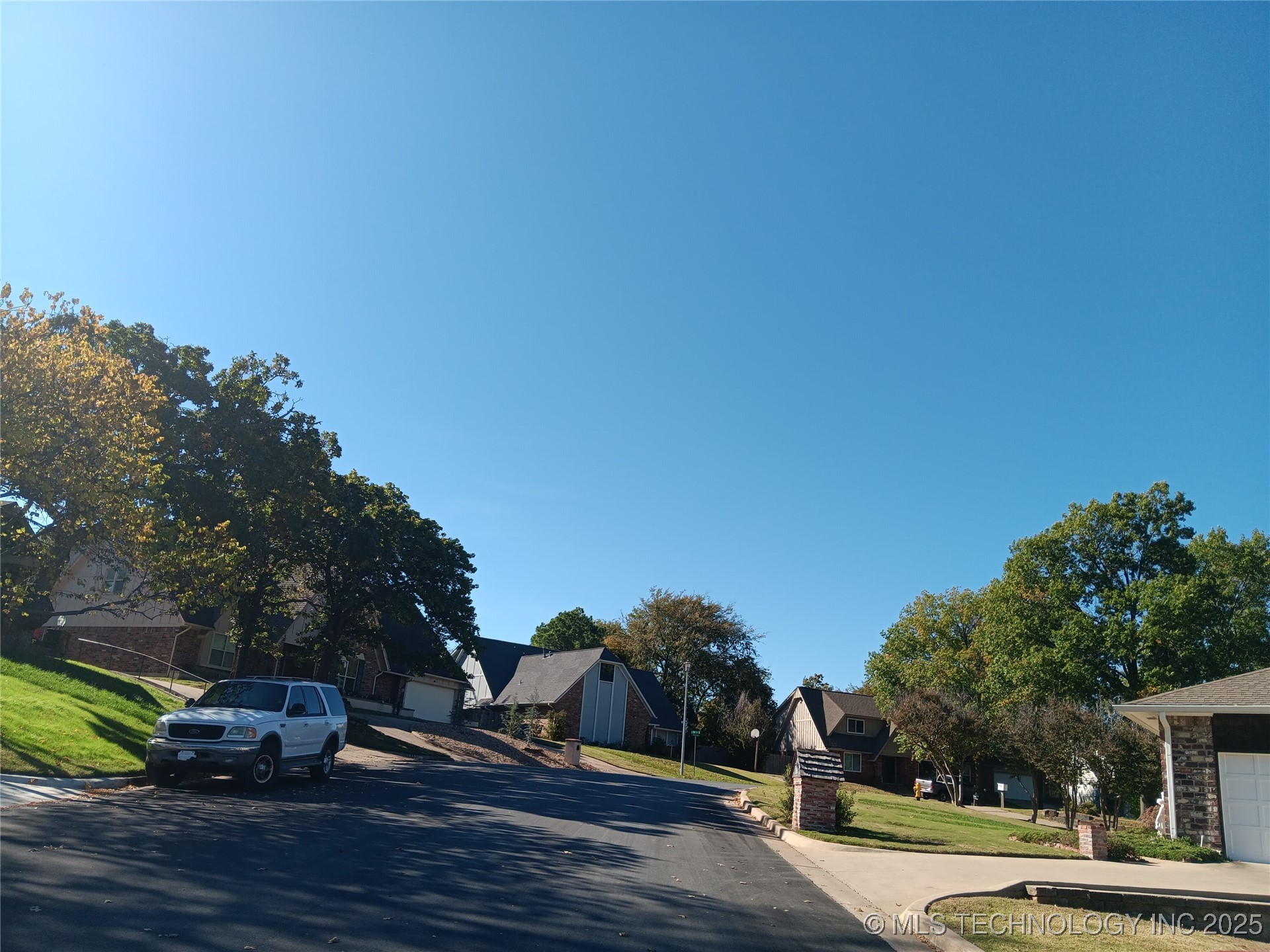 4317 E 76th Street Tulsa OK 74136
