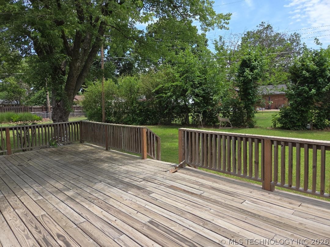 112 Circle Drive Checotah OK 74426