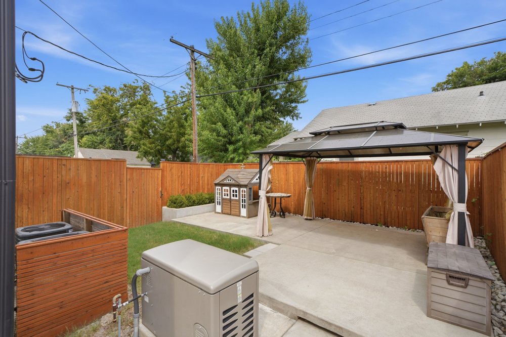 2212 E 12th Place Tulsa OK 74104