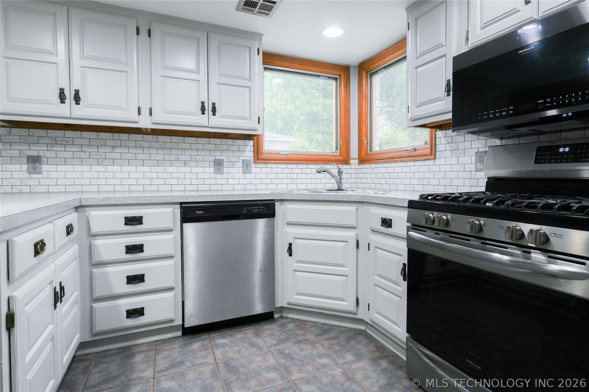 1104 E 137th Street Glenpool OK 74033