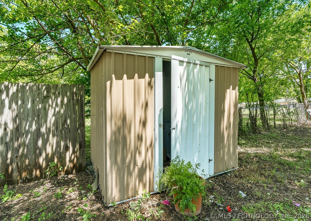 1130 N Cherry Ada OK 74820